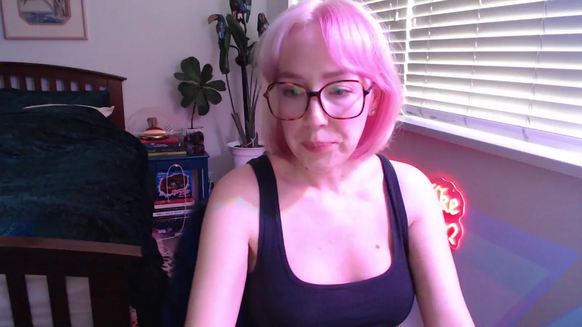 Gallery image thumbnail from TrojiesHoney's myfreecams stream on, 04/15/2026, 04:17 image 1 of 20