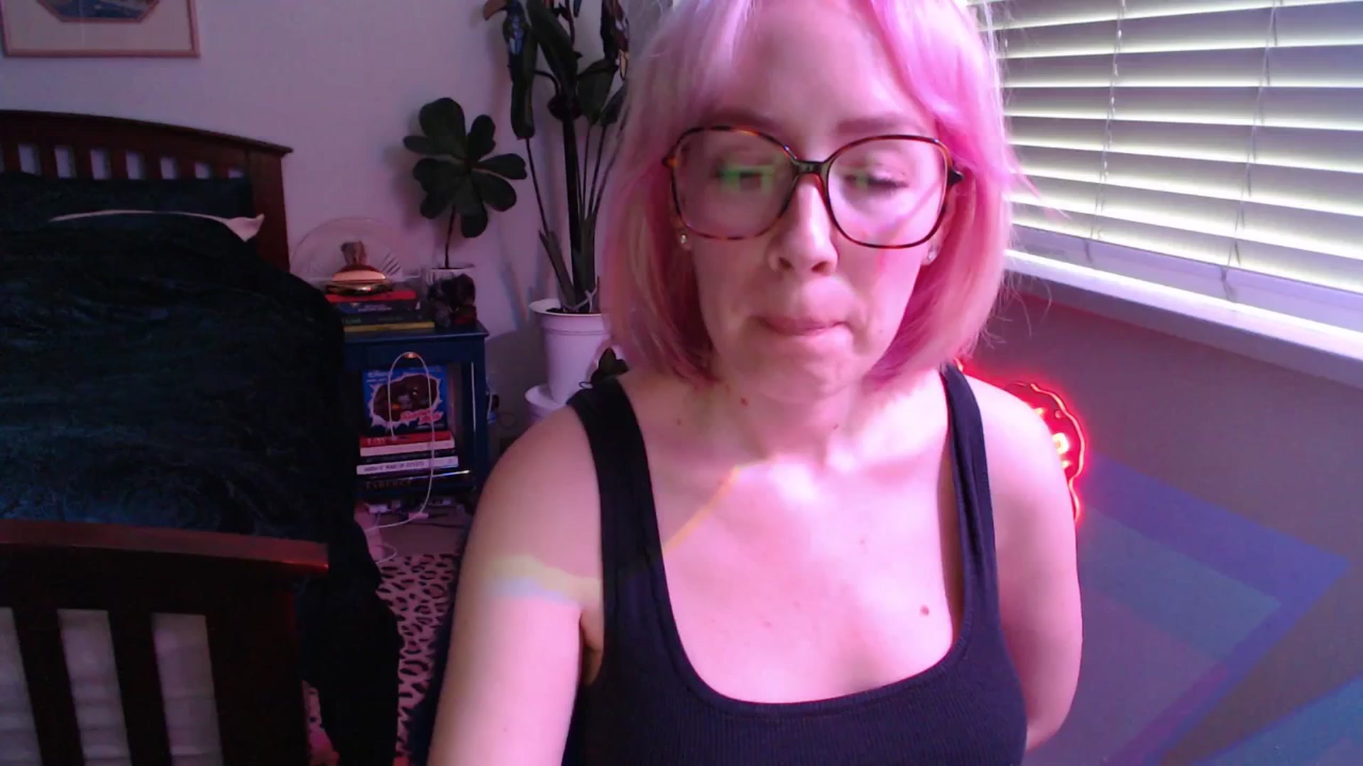 Gallery image thumbnail from TrojiesHoney's myfreecams stream on, 04/15/2026, 04:17 image 6 of 20