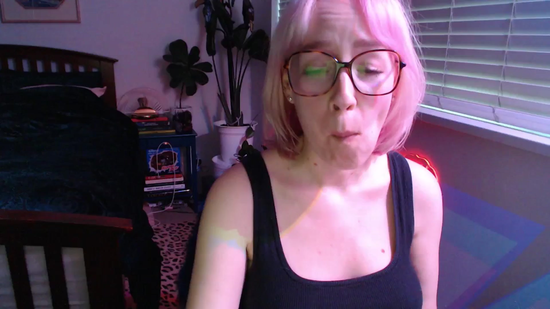 Gallery image thumbnail from TrojiesHoney's myfreecams stream on, 04/15/2026, 04:17 image 11 of 20