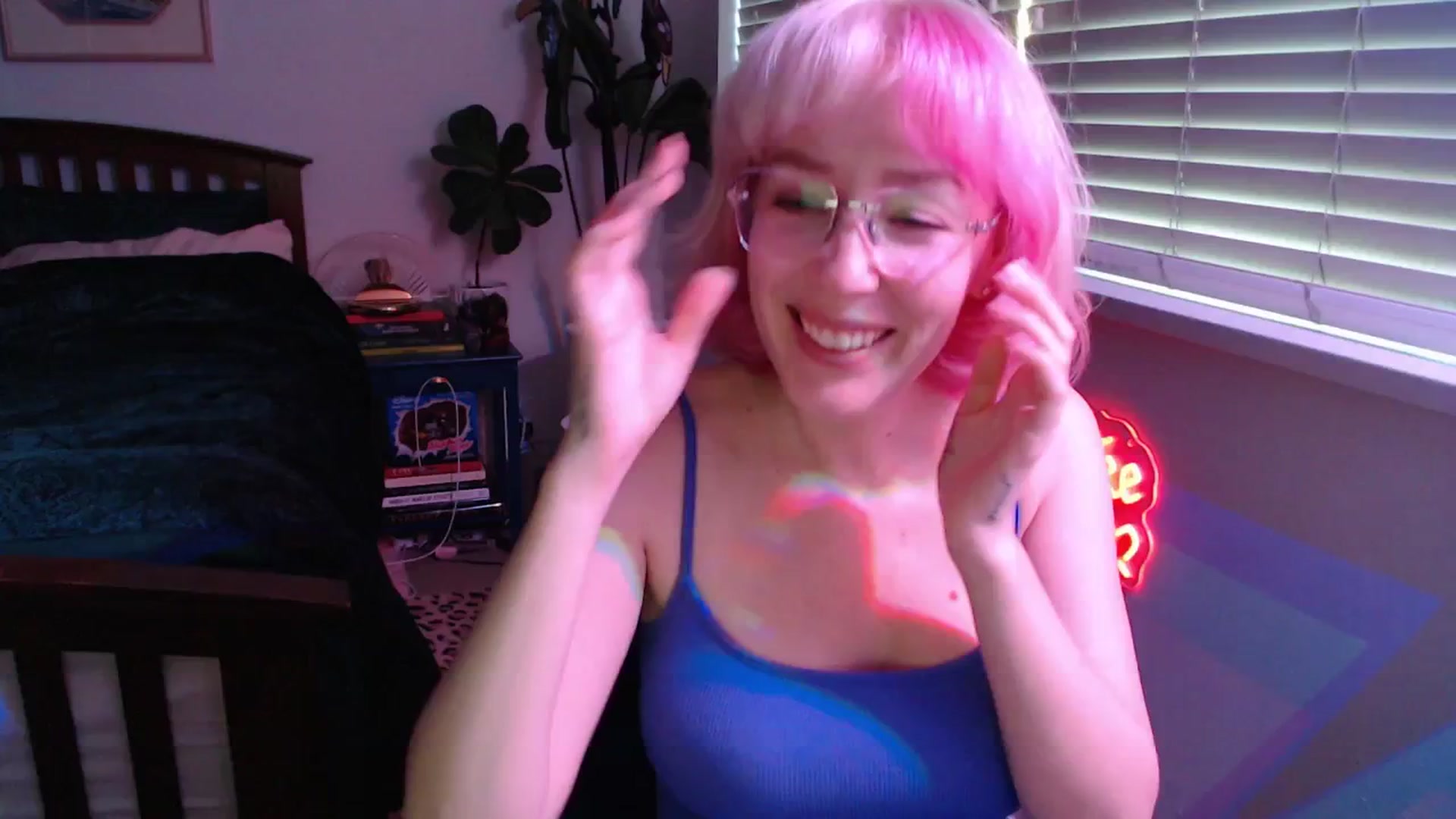 Gallery image thumbnail from TrojiesHoney's myfreecams stream on, 04/16/2026, 03:44 image 5 of 20