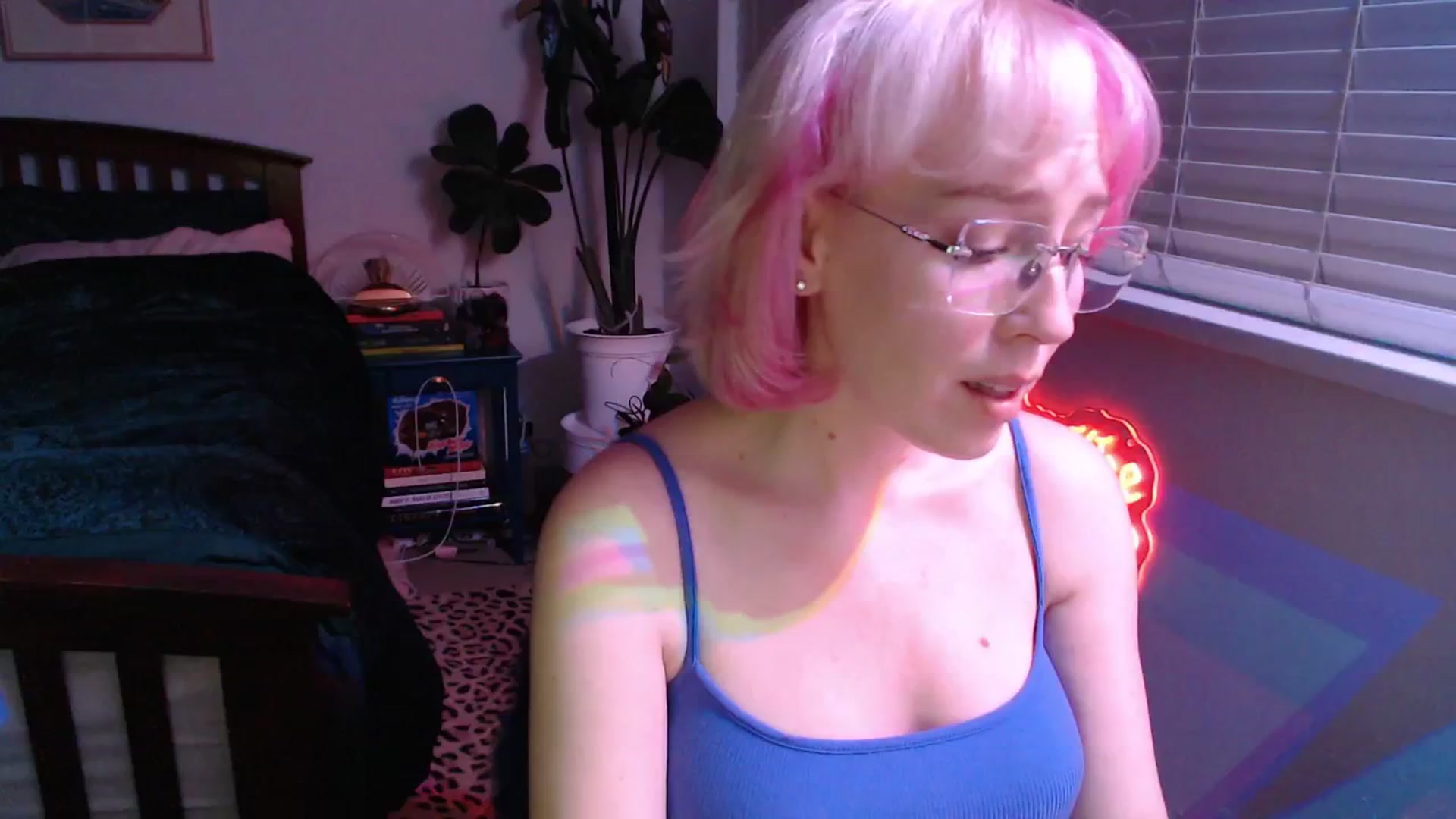 Gallery image thumbnail from TrojiesHoney's myfreecams stream on, 04/16/2026, 03:44 image 17 of 20