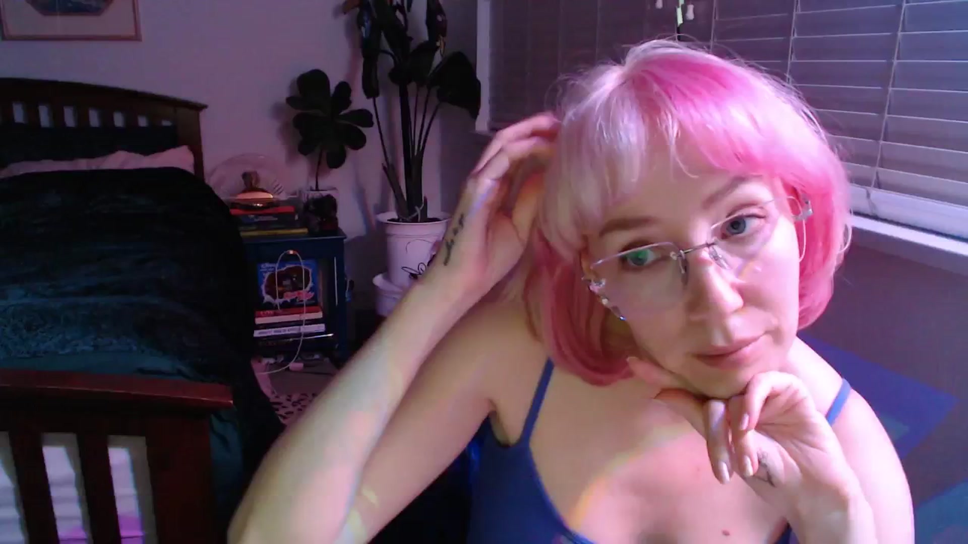 Gallery image thumbnail from TrojiesHoney's myfreecams stream on, 04/16/2026, 03:44 image 20 of 20