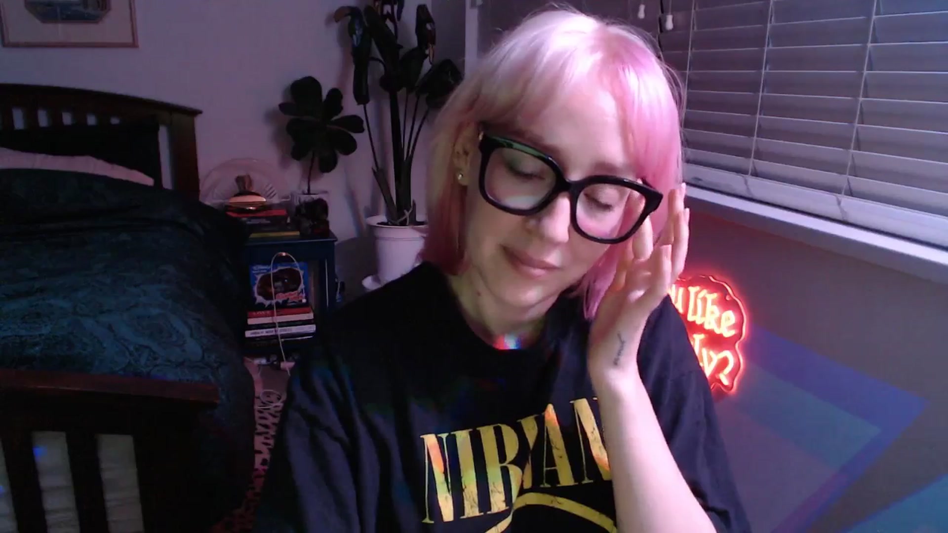 Gallery image thumbnail from TrojiesHoney's myfreecams stream on, 04/19/2026, 05:04 image 20 of 20