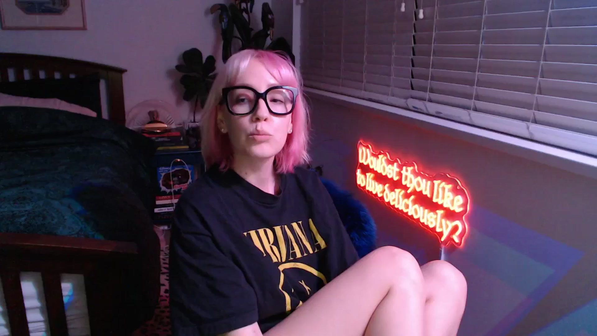 Gallery image thumbnail from TrojiesHoney's myfreecams stream on, 04/19/2026, 05:04 image 13 of 20