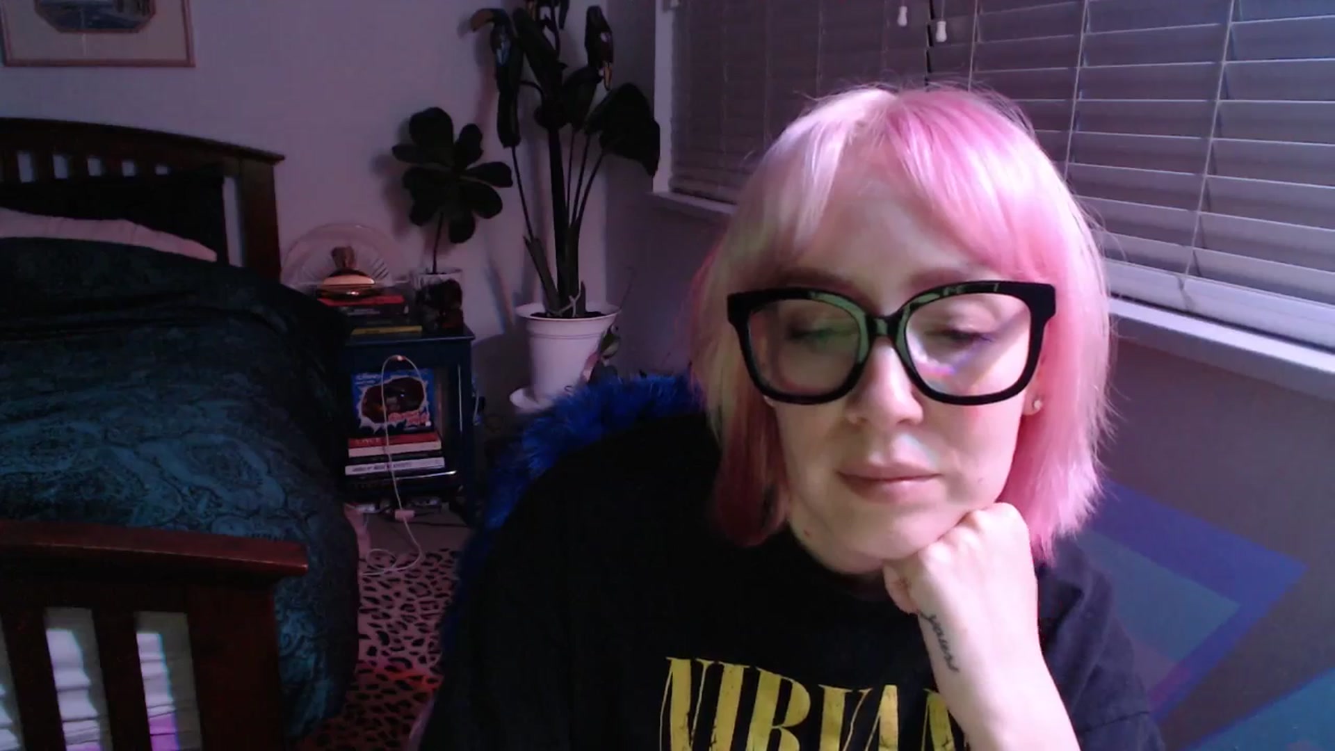 Gallery image thumbnail from TrojiesHoney's myfreecams stream on, 04/19/2026, 05:04 image 19 of 20