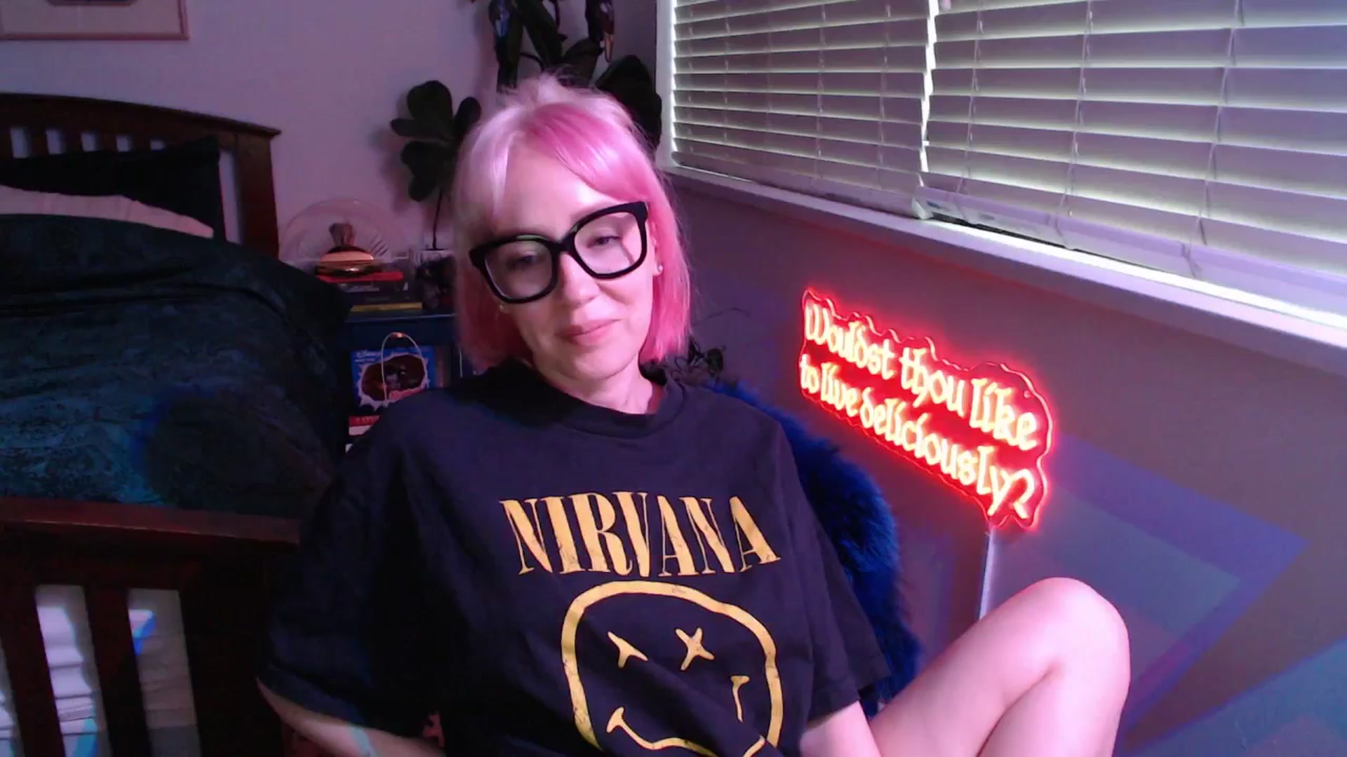 Gallery image thumbnail from TrojiesHoney's myfreecams stream on, 04/19/2026, 05:04 image 1 of 20