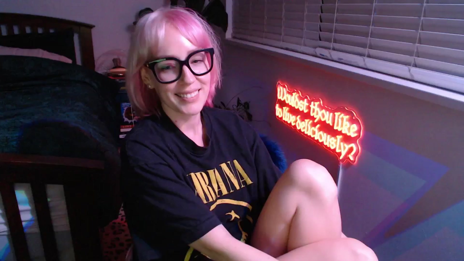 Gallery image thumbnail from TrojiesHoney's myfreecams stream on, 04/19/2026, 05:04 image 9 of 20