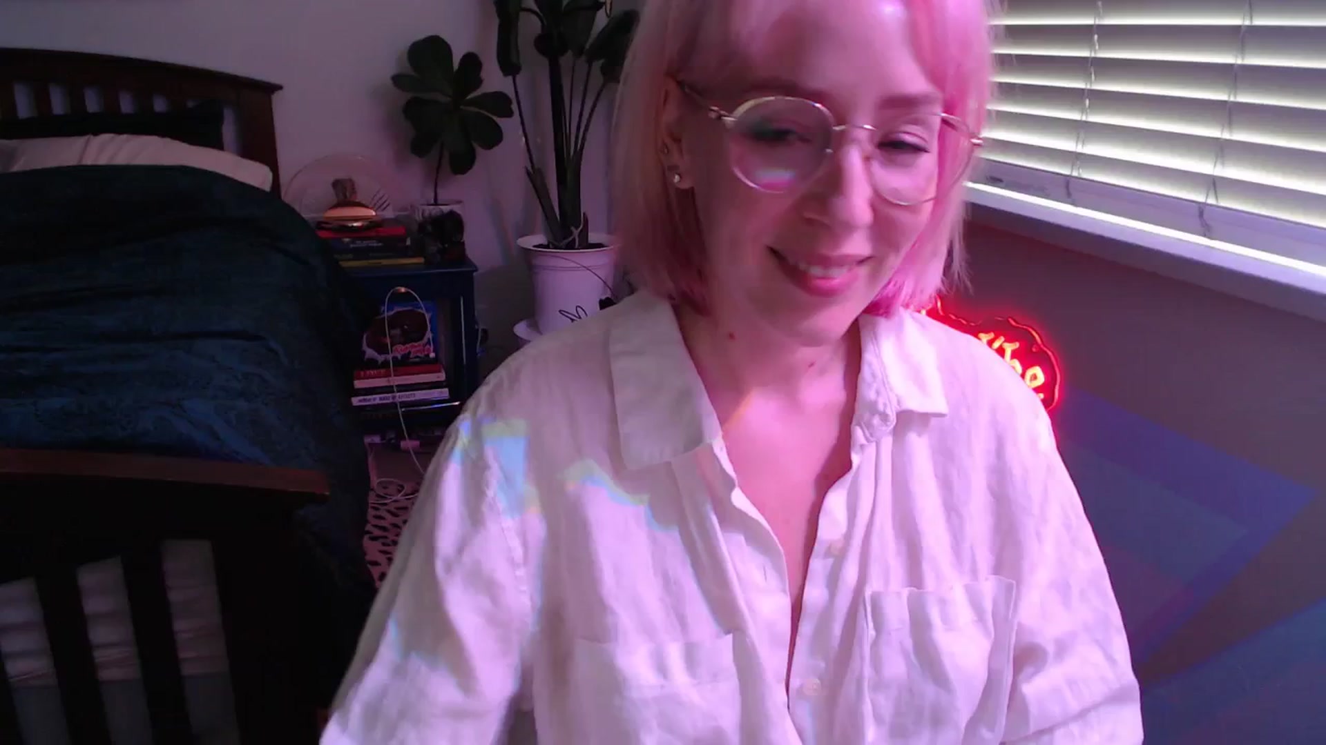 Gallery image thumbnail from TrojiesHoney's myfreecams stream on, 04/20/2026, 04:07 image 5 of 20