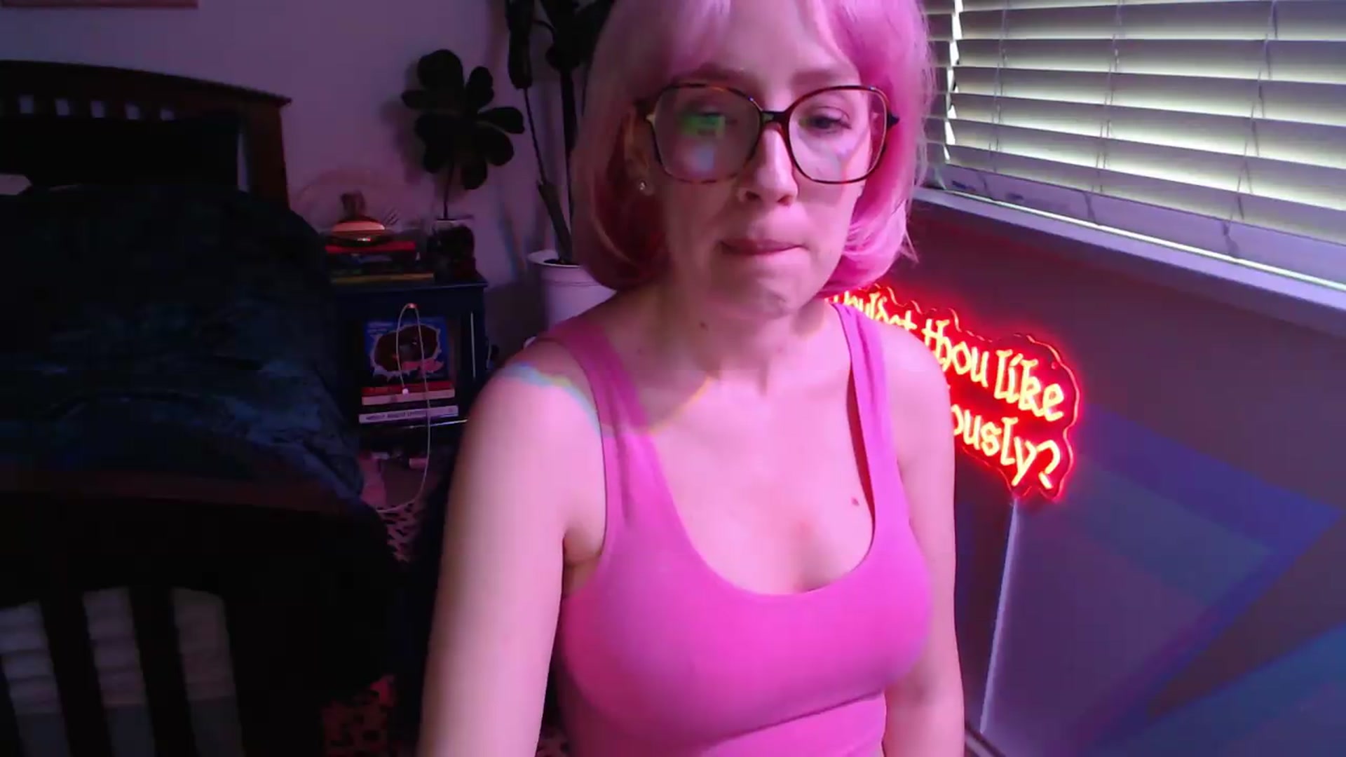 Gallery image thumbnail from TrojiesHoney's myfreecams stream on, 04/23/2026, 03:39 image 15 of 20