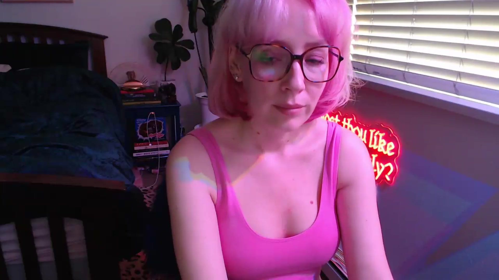 Gallery image thumbnail from TrojiesHoney's myfreecams stream on, 04/23/2026, 03:39 image 11 of 20