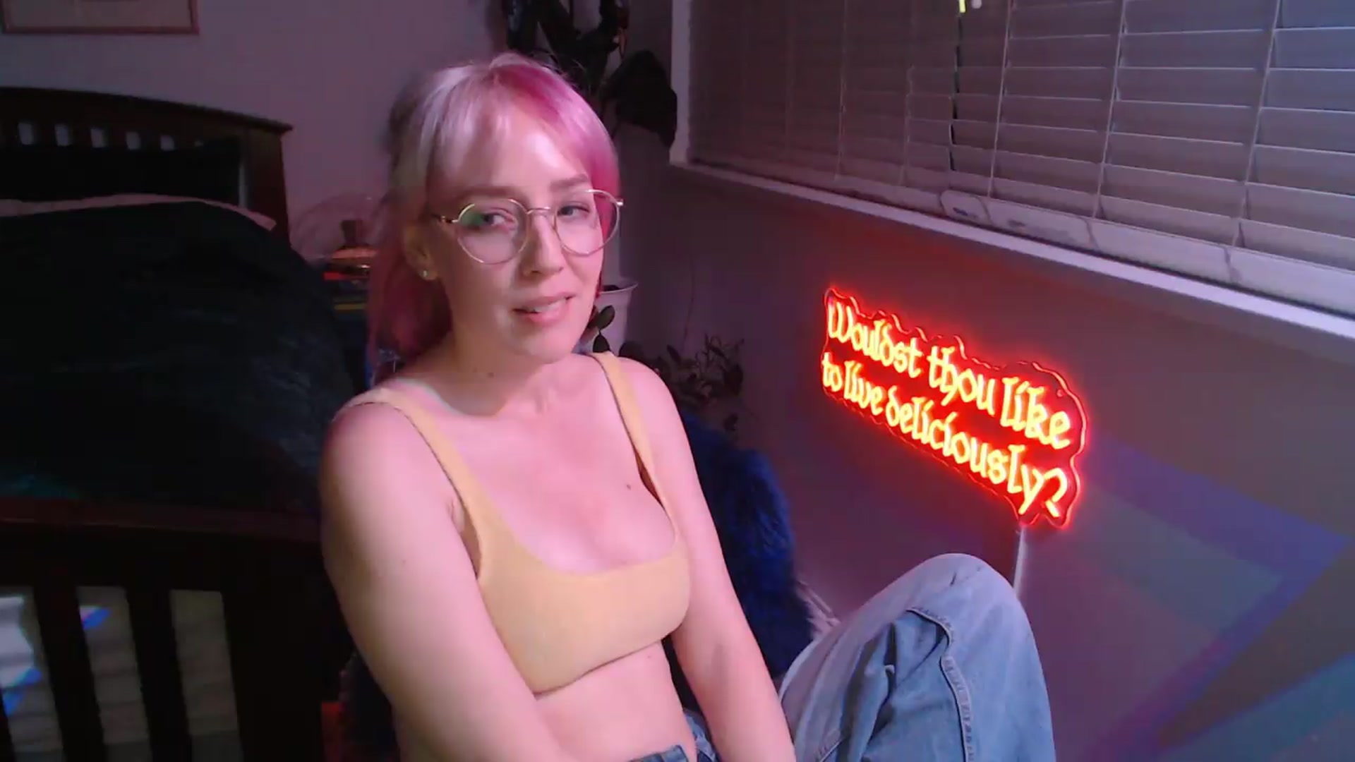 Gallery image thumbnail from TrojiesHoney's myfreecams stream on, 04/24/2026, 04:37 image 12 of 20