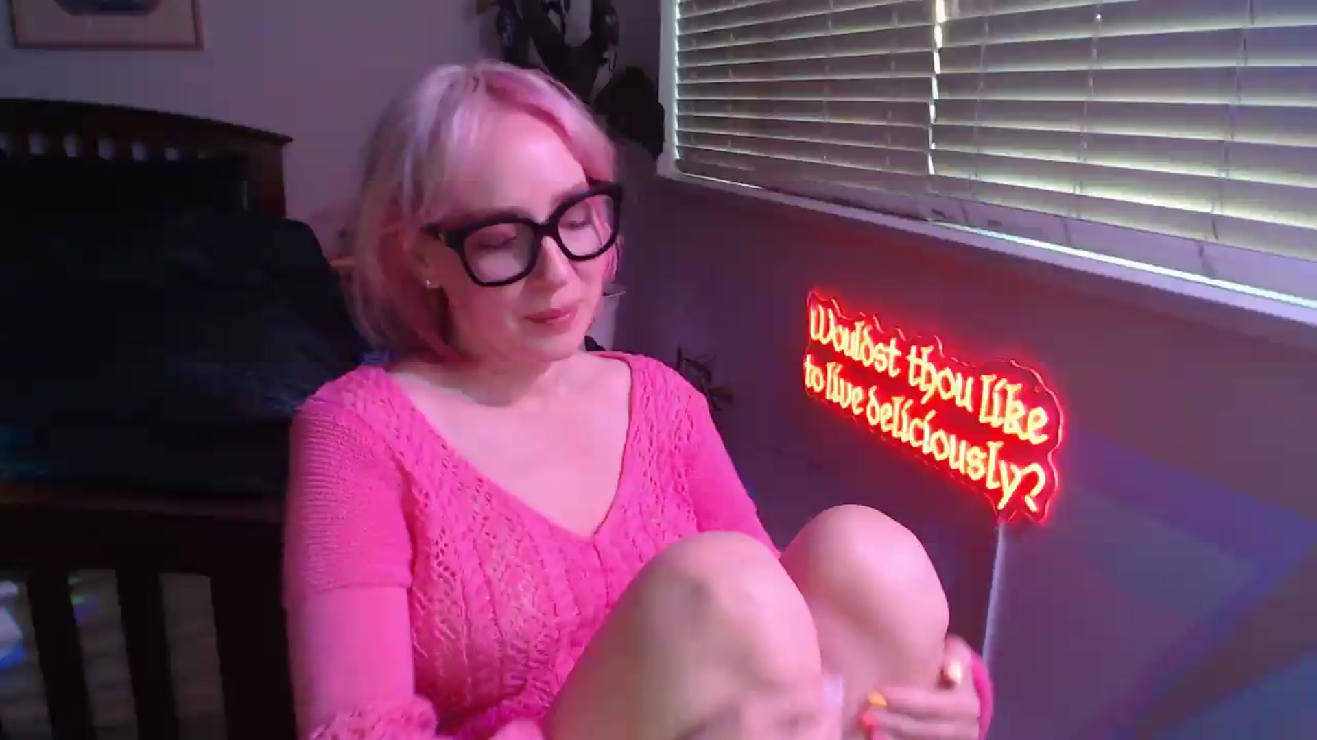 Gallery image thumbnail from TrojiesHoney's myfreecams stream on, 04/27/2026, 04:23 image 7 of 20