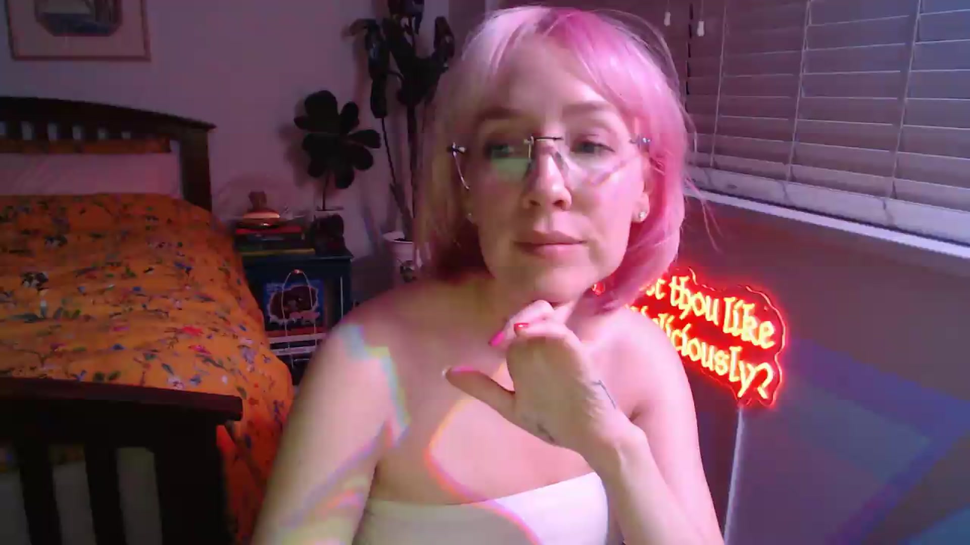 Gallery image thumbnail from TrojiesHoney's myfreecams stream on, 04/28/2026, 04:57 image 17 of 20