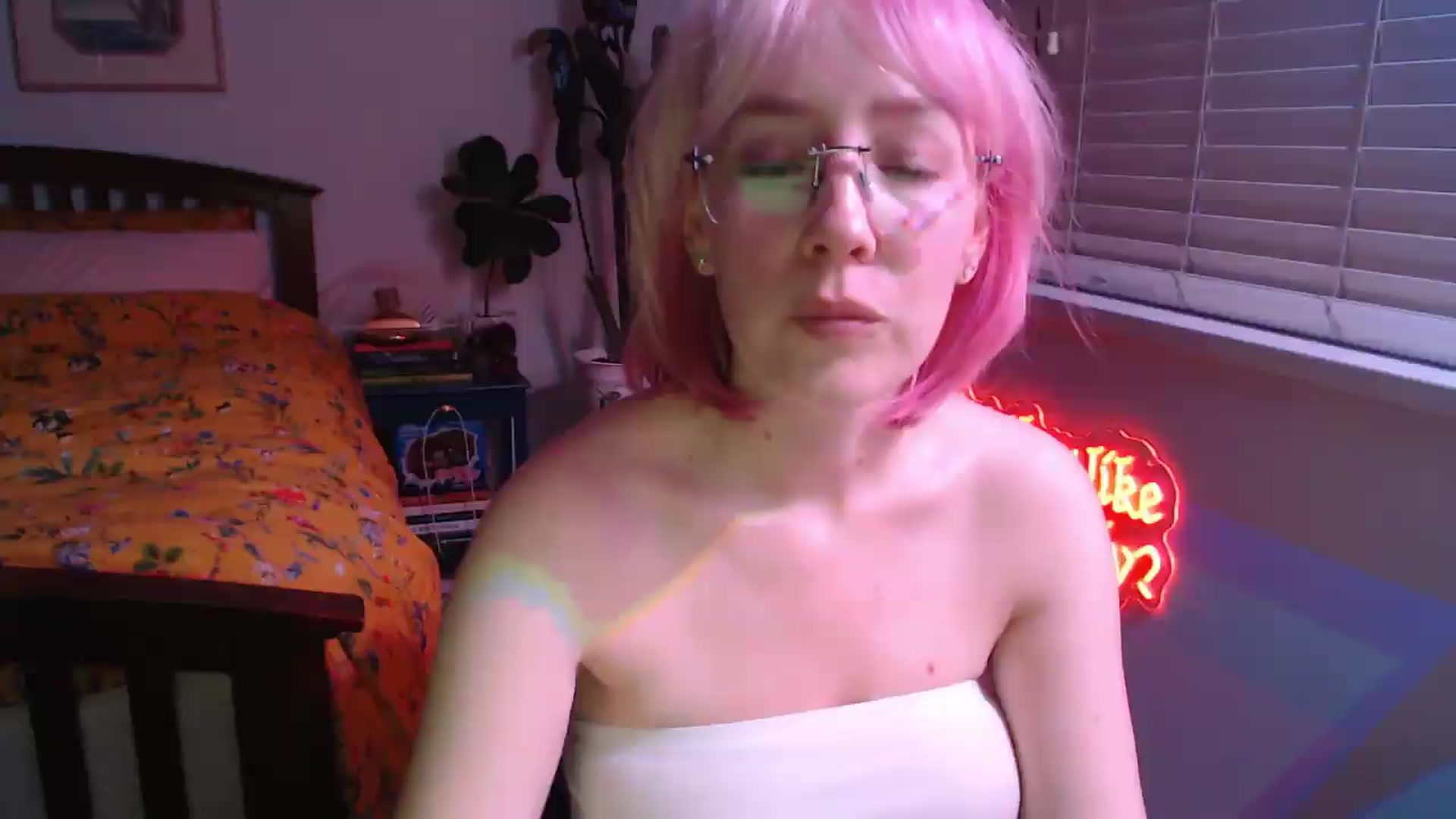 Gallery image thumbnail from TrojiesHoney's myfreecams stream on, 04/28/2026, 04:57 image 13 of 20