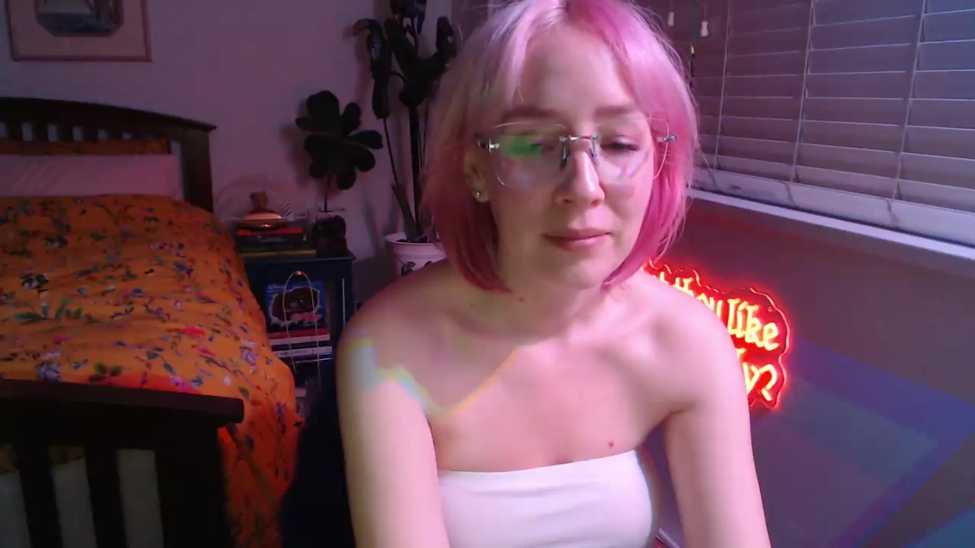 Gallery image thumbnail from TrojiesHoney's myfreecams stream on, 04/28/2026, 04:57 image 10 of 20