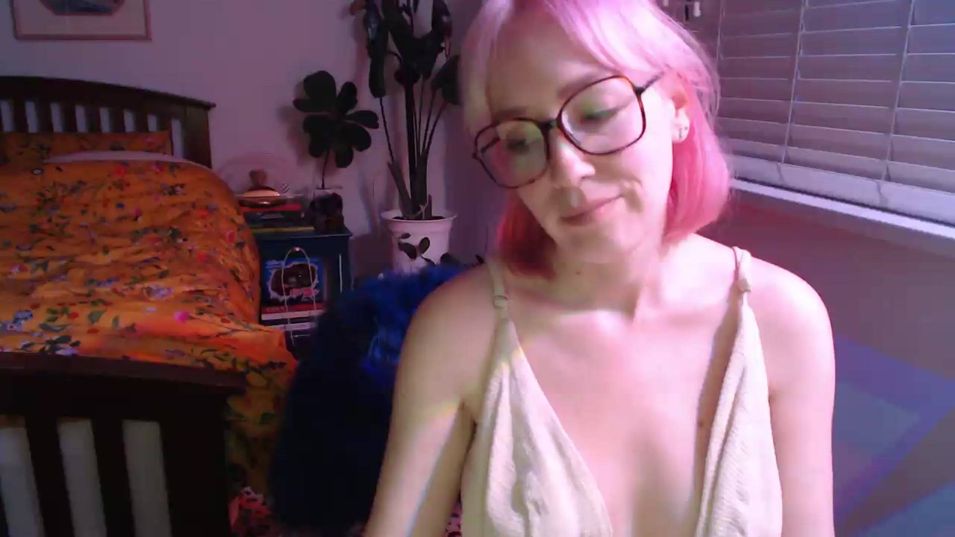 Gallery image thumbnail from TrojiesHoney's myfreecams stream on, 05/01/2026, 04:31 image 19 of 20