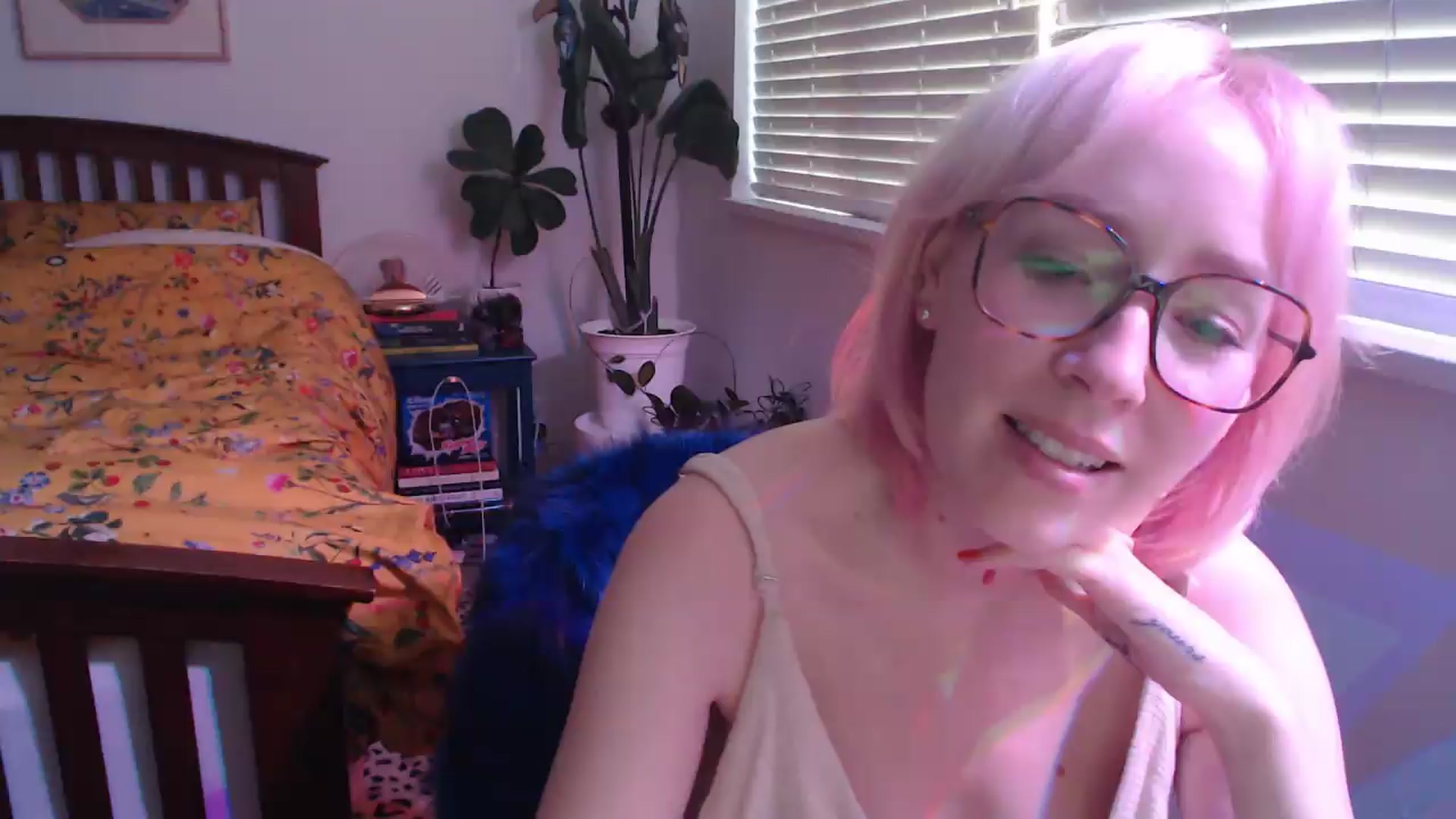 Gallery image thumbnail from TrojiesHoney's myfreecams stream on, 05/01/2026, 04:31 image 5 of 20