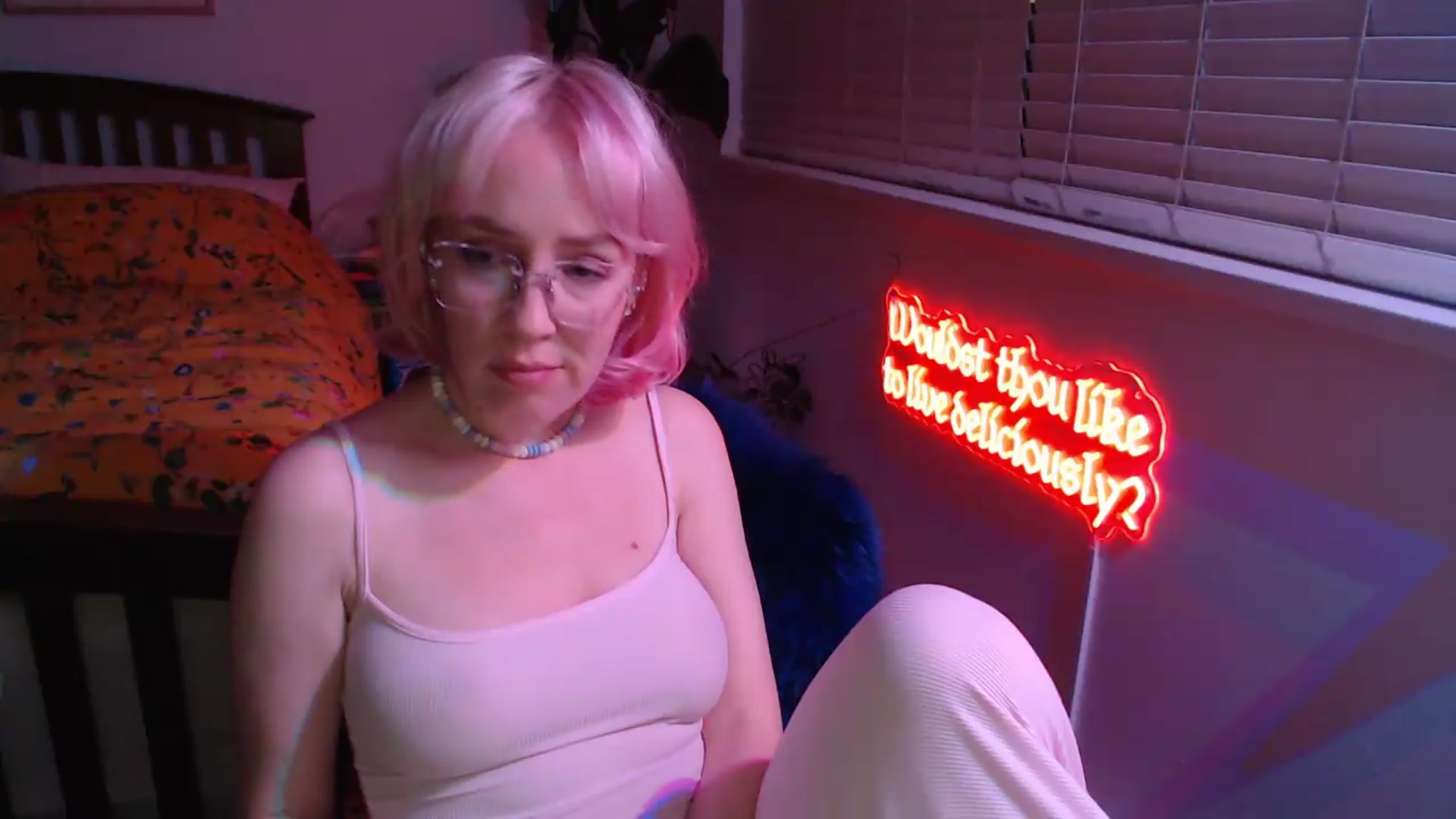 Gallery image thumbnail from TrojiesHoney's myfreecams stream on, 05/05/2026, 05:06 image 14 of 20