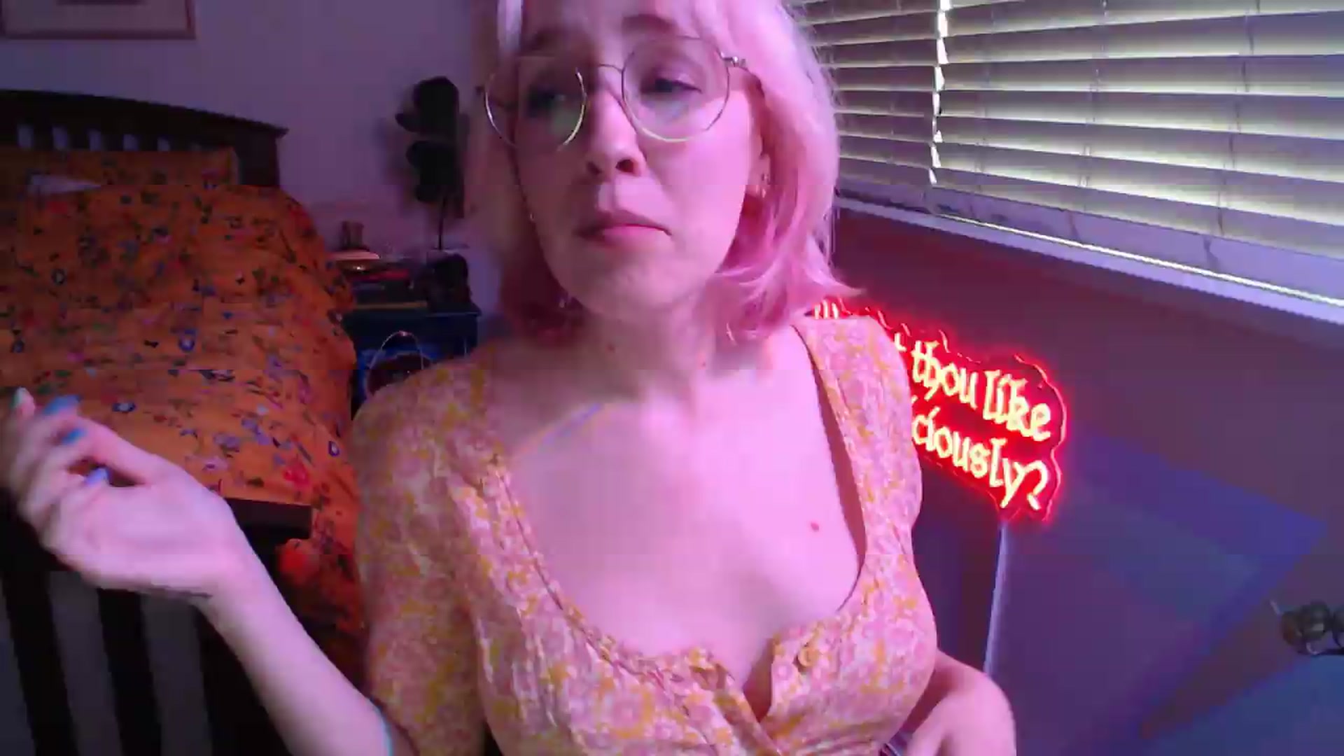 Gallery image thumbnail from TrojiesHoney's myfreecams stream on, 05/14/2026, 04:52 image 9 of 20