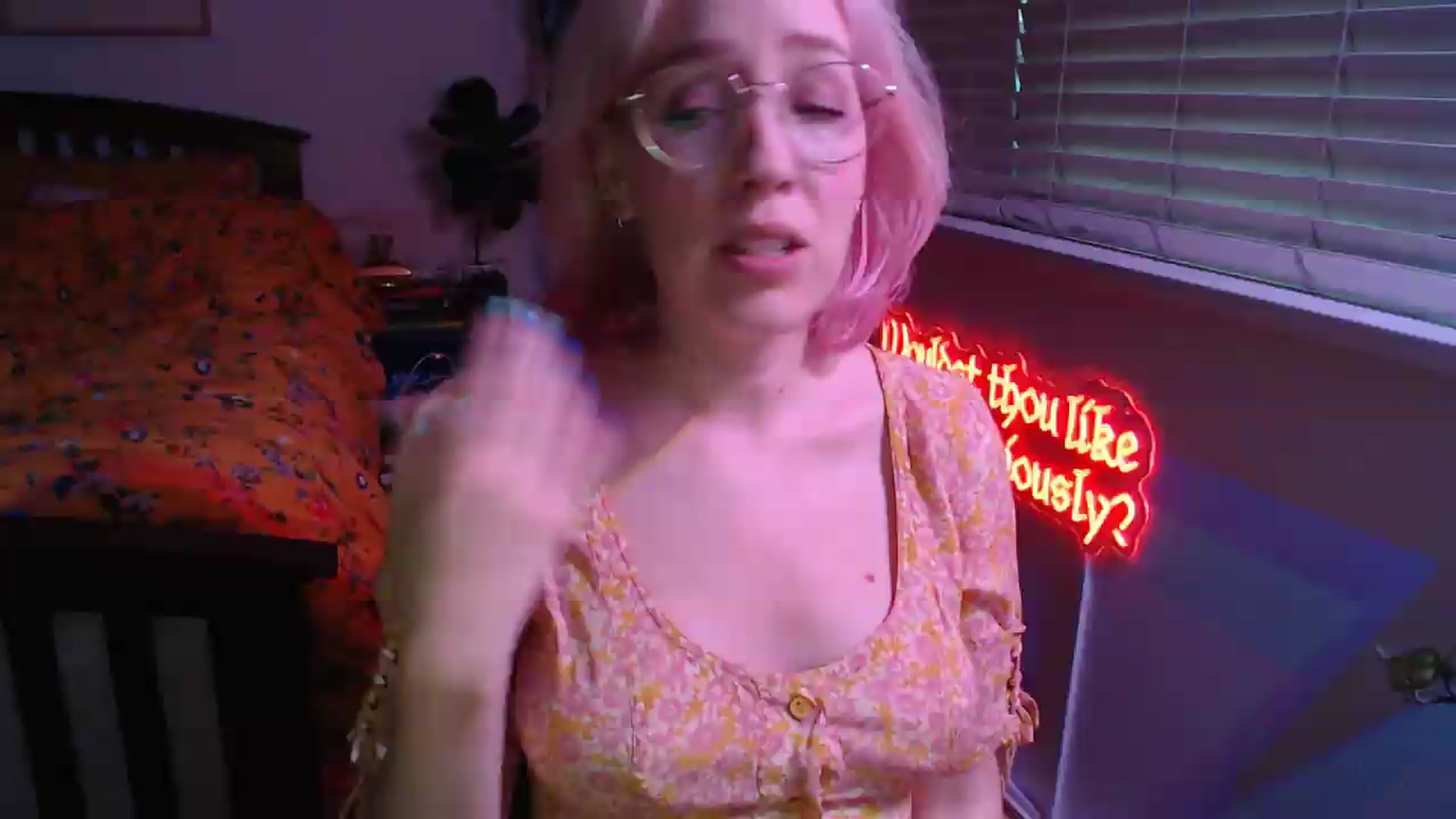 Gallery image thumbnail from TrojiesHoney's myfreecams stream on, 05/14/2026, 04:52 image 14 of 20