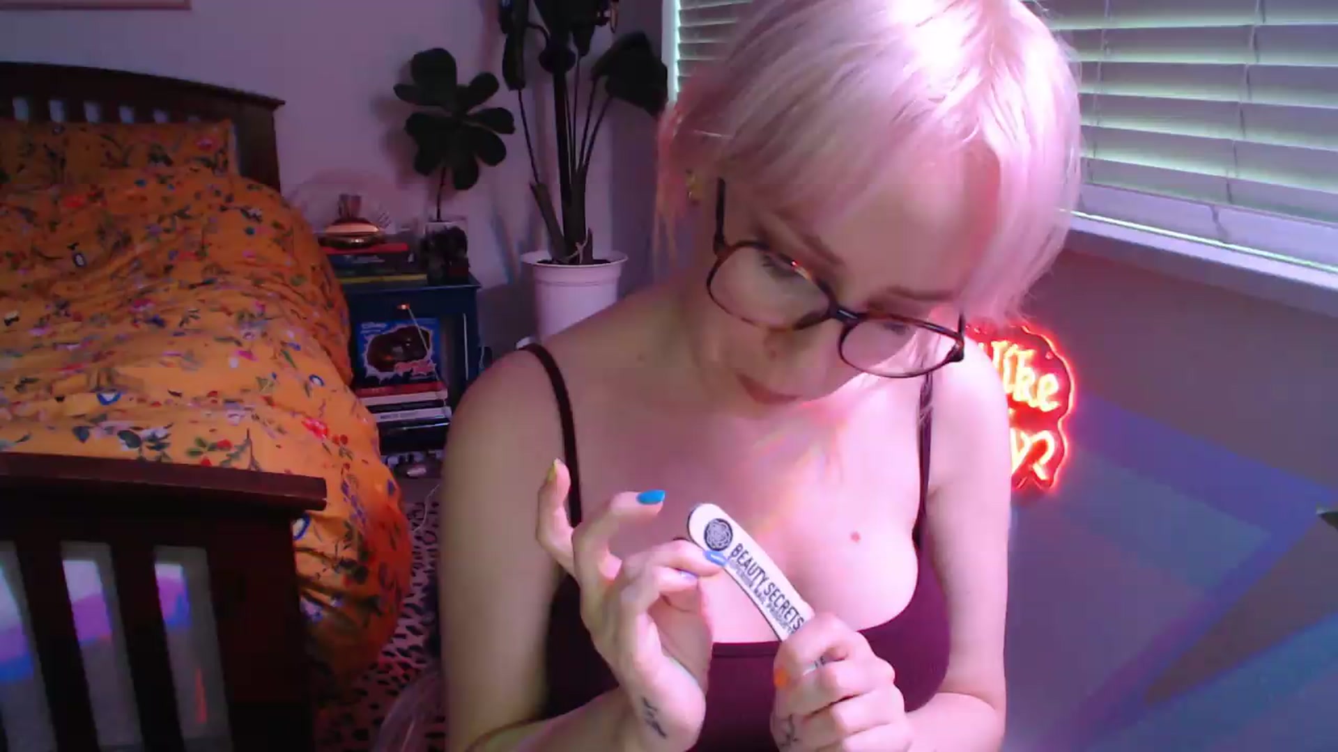 Gallery image thumbnail from TrojiesHoney's myfreecams stream on, 05/15/2026, 03:32 image 18 of 20