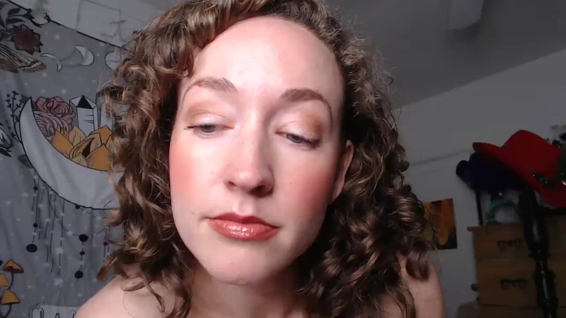 Gallery image thumbnail from TrollopTaylor's myfreecams stream on, 03/17/2024, 23:18 image 7 of 20