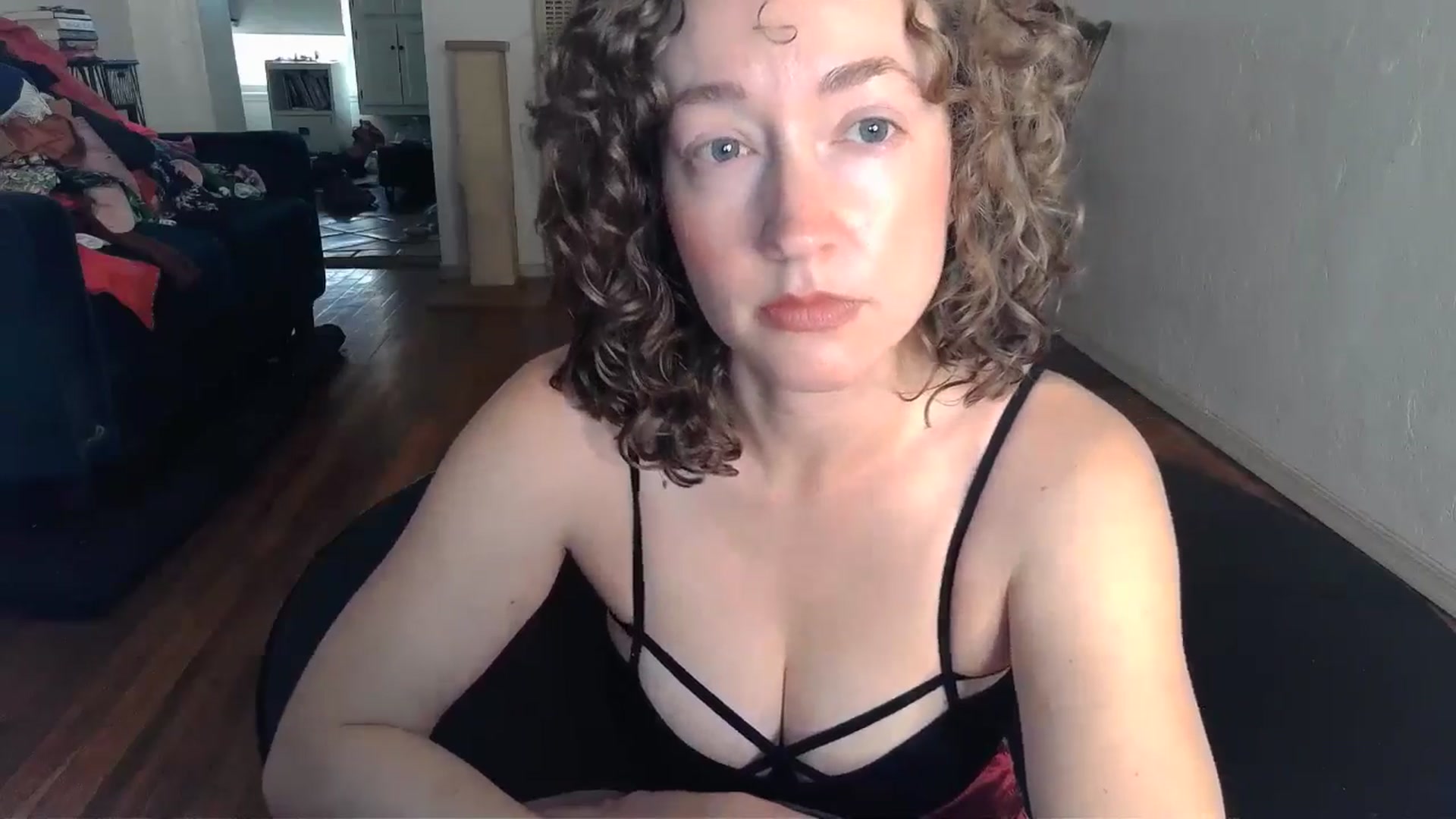 Gallery image thumbnail from TrollopTaylor's myfreecams stream on, 05/08/2024, 20:45 image 11 of 20