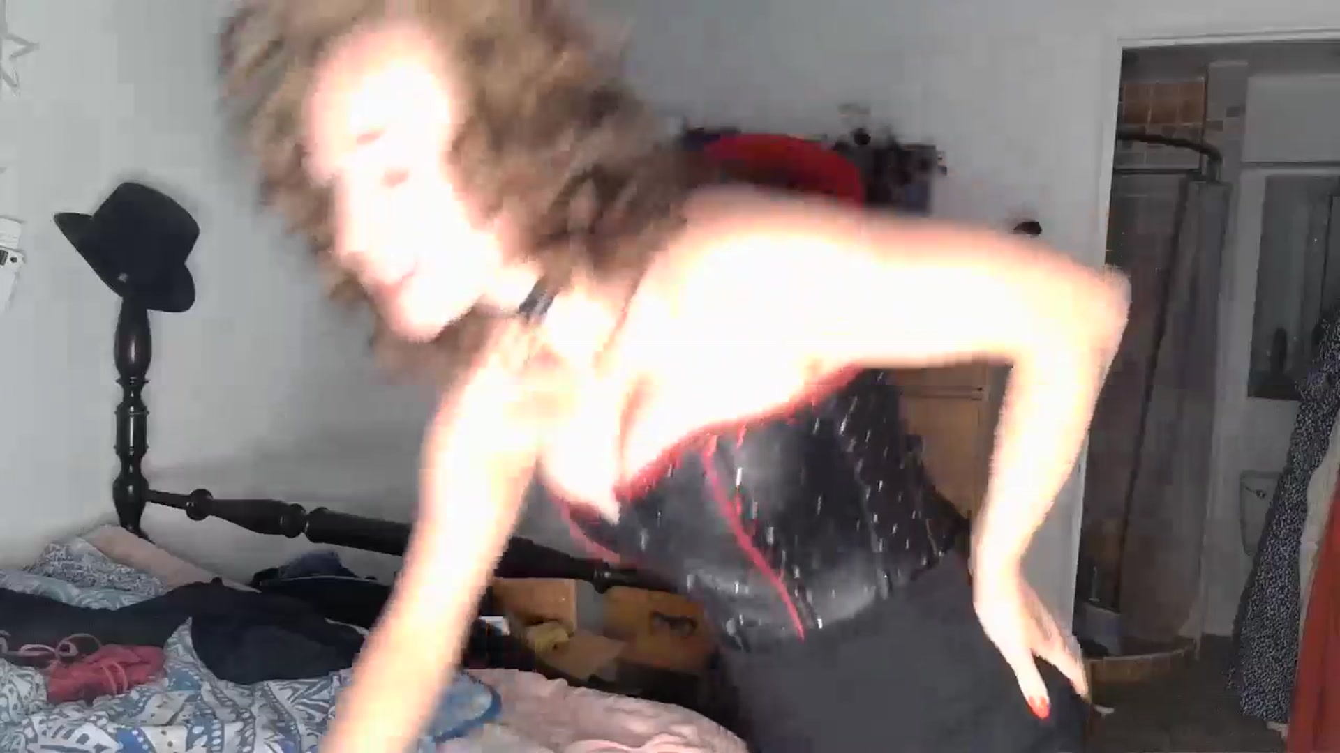 Gallery image thumbnail from TrollopTaylor's myfreecams stream on, 05/14/2024, 01:17 image 19 of 20