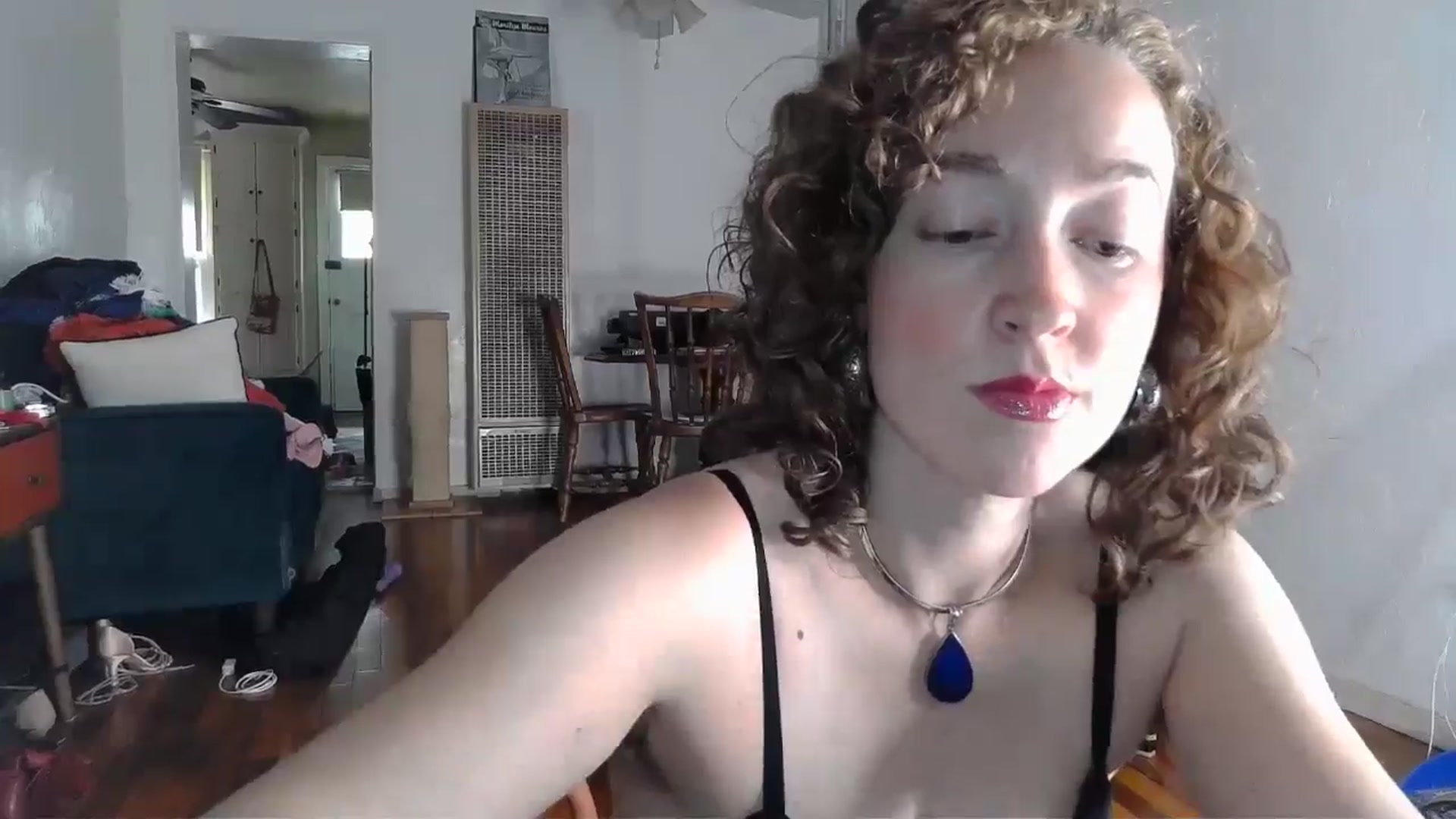 Gallery image thumbnail from TrollopTaylor's myfreecams stream on, 05/16/2024, 21:21 image 16 of 20