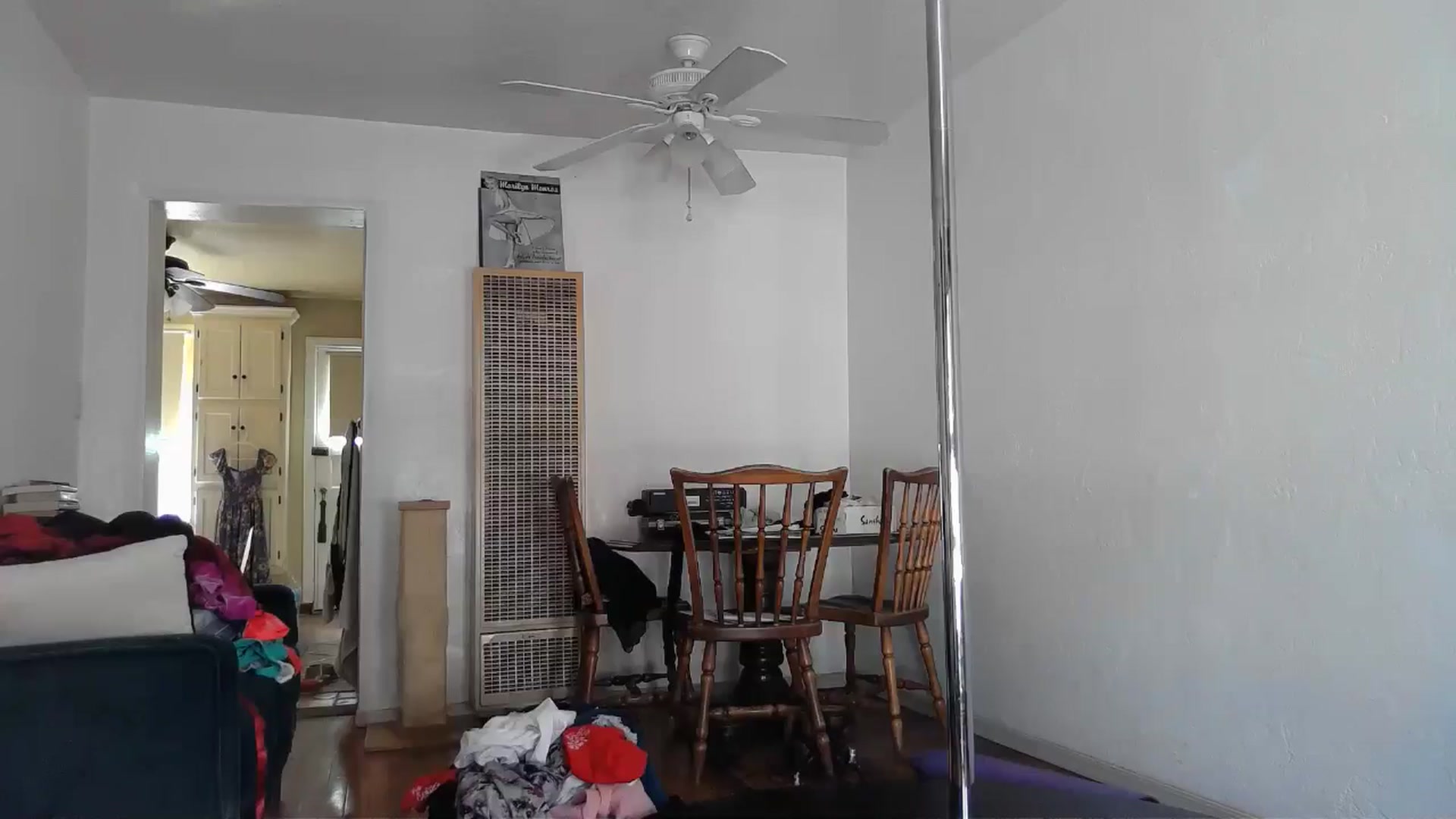 Gallery image thumbnail from TrollopTaylor's myfreecams stream on, 05/24/2024, 23:16 image 5 of 20