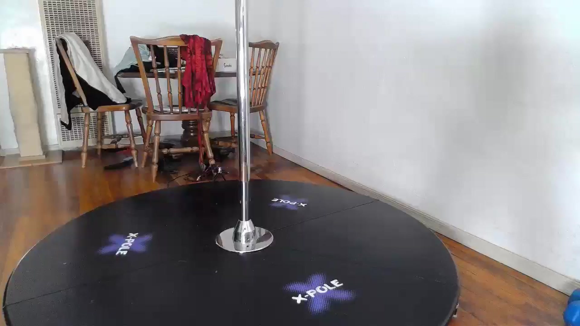 Gallery image thumbnail from TrollopTaylor's myfreecams stream on, 06/10/2024, 21:16 image 16 of 20