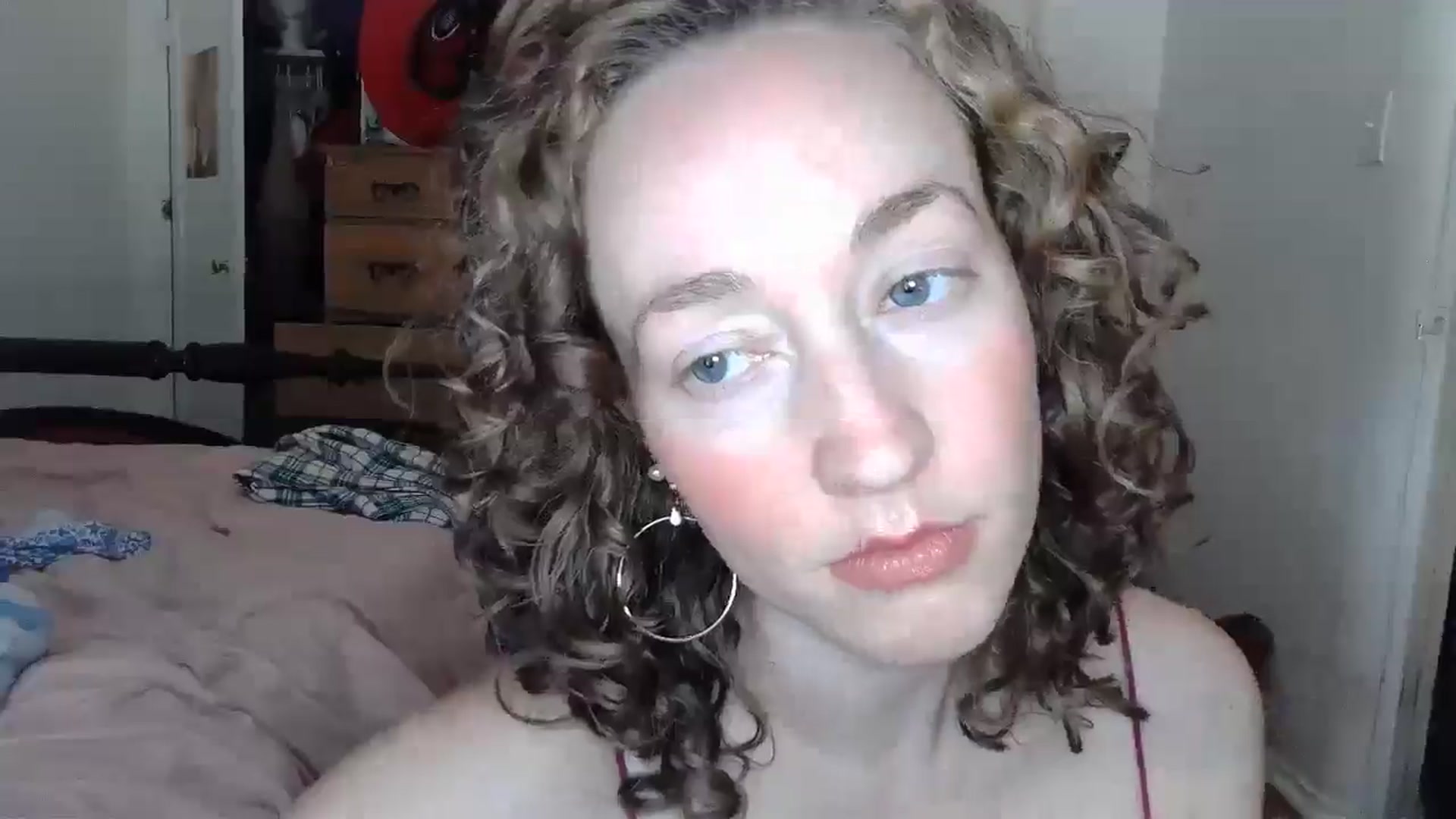 Gallery image thumbnail from TrollopTaylor's myfreecams stream on, 06/10/2024, 21:16 image 6 of 20