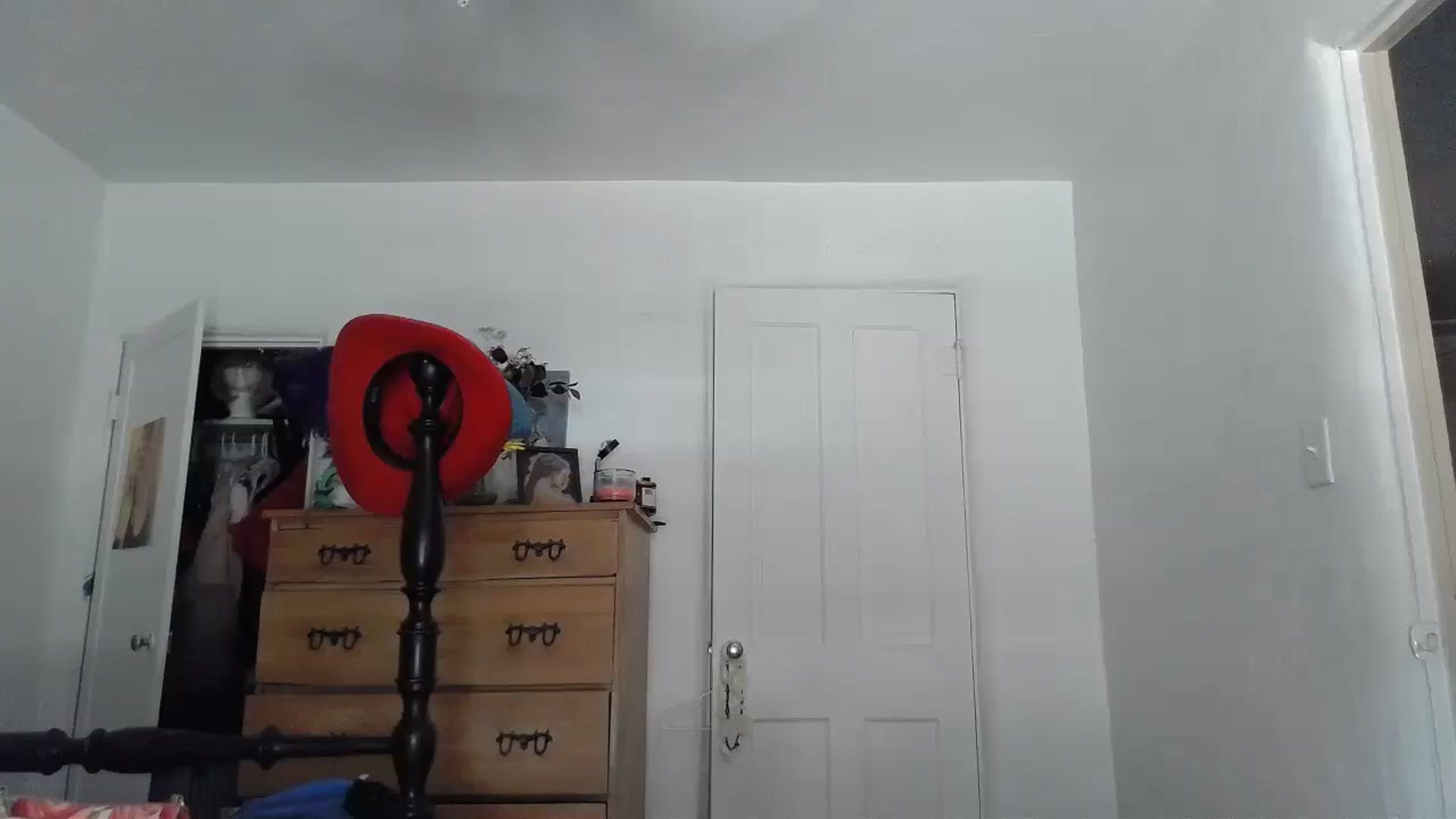 Gallery image thumbnail from TrollopTaylor's myfreecams stream on, 06/11/2024, 22:13 image 14 of 20