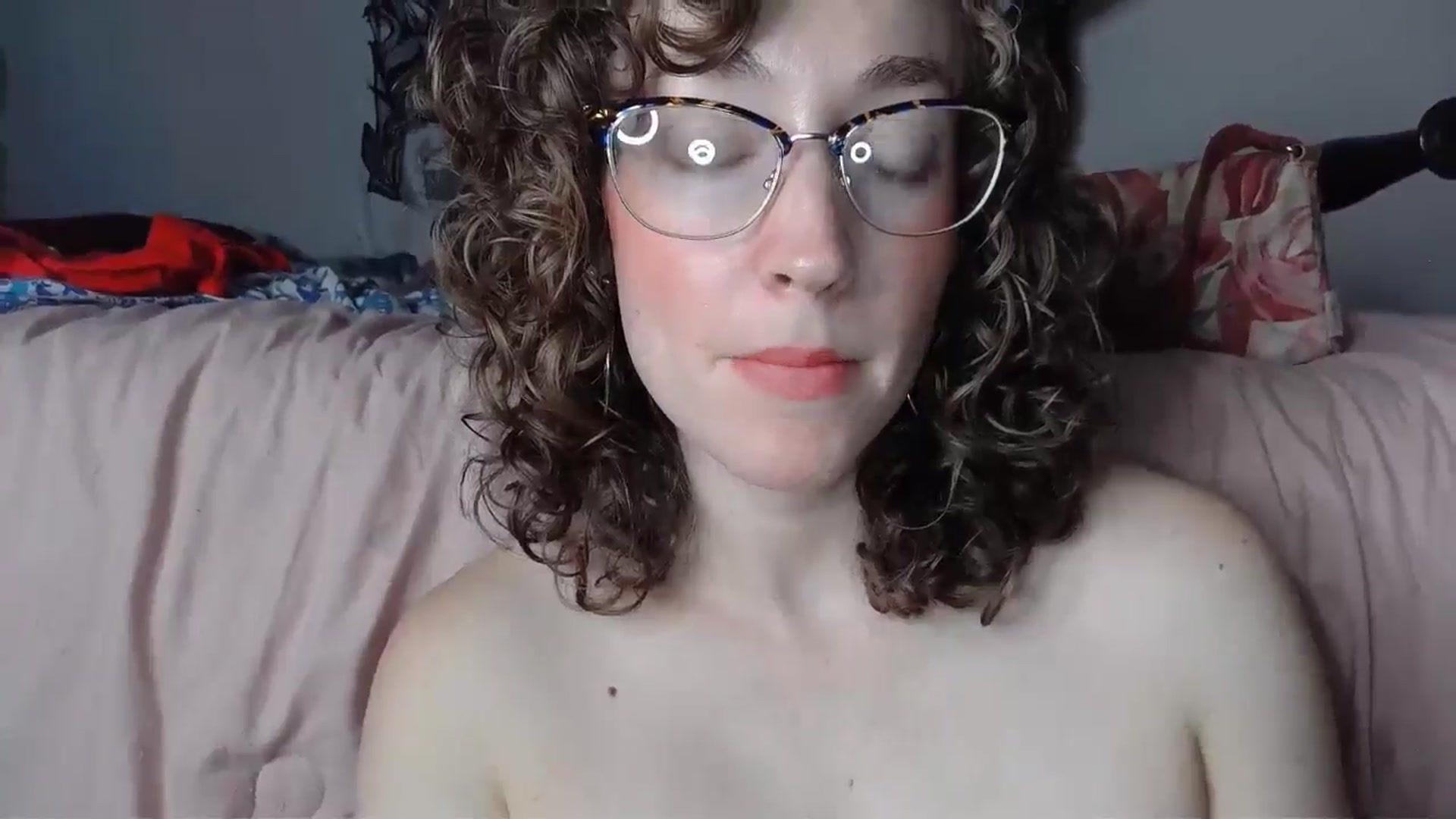 Gallery image thumbnail from TrollopTaylor's myfreecams stream on, 06/27/2024, 04:36 image 17 of 20