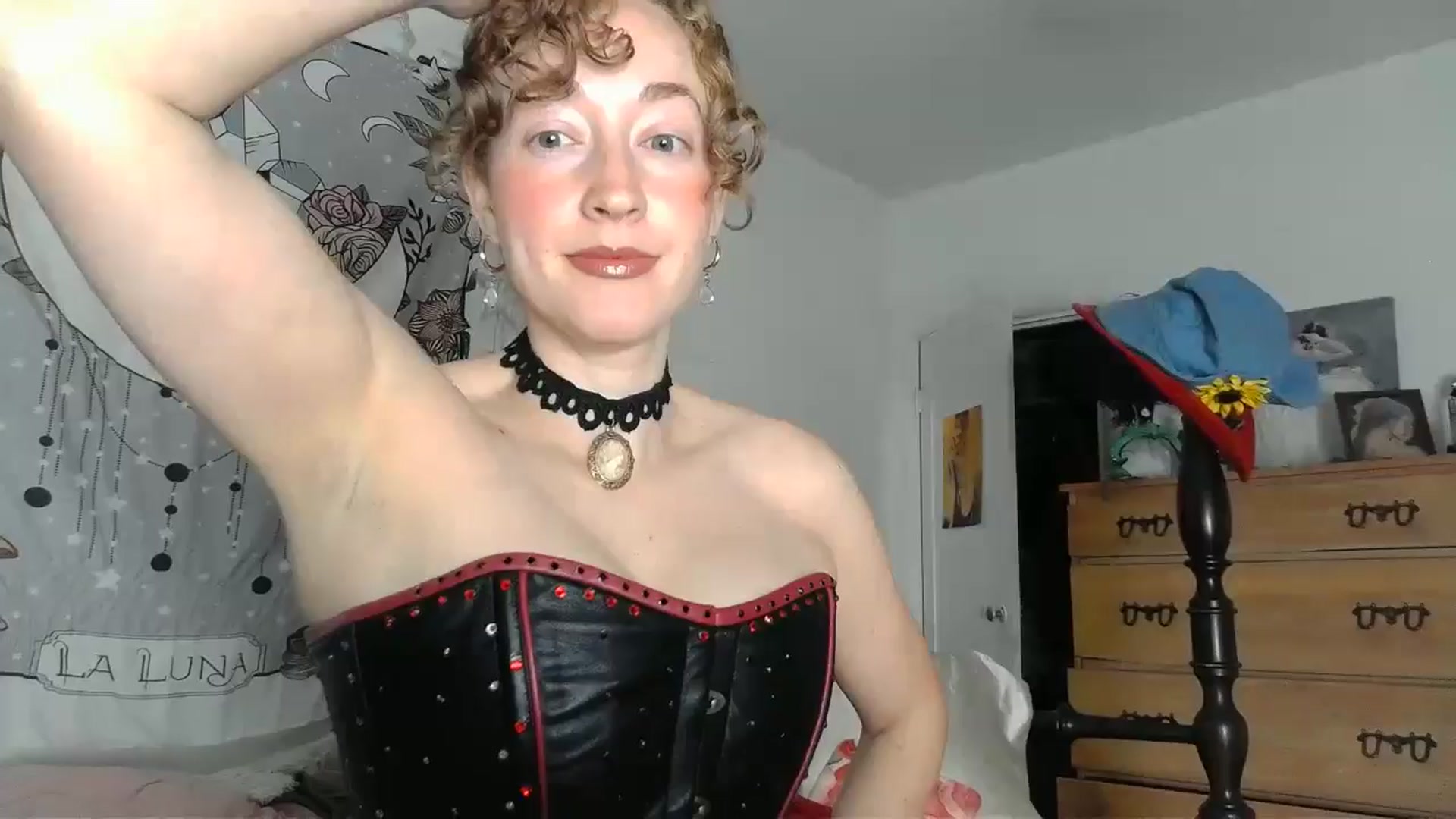 Gallery image thumbnail from TrollopTaylor's myfreecams stream on, 07/08/2024, 20:51 image 1 of 20