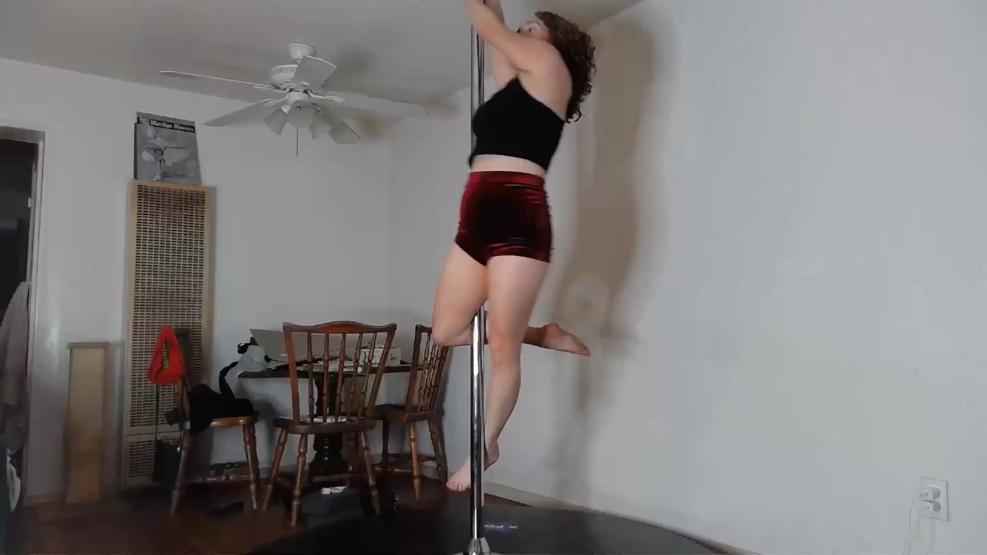 Gallery image thumbnail from TrollopTaylor's myfreecams stream on, 07/10/2024, 03:54 image 15 of 20
