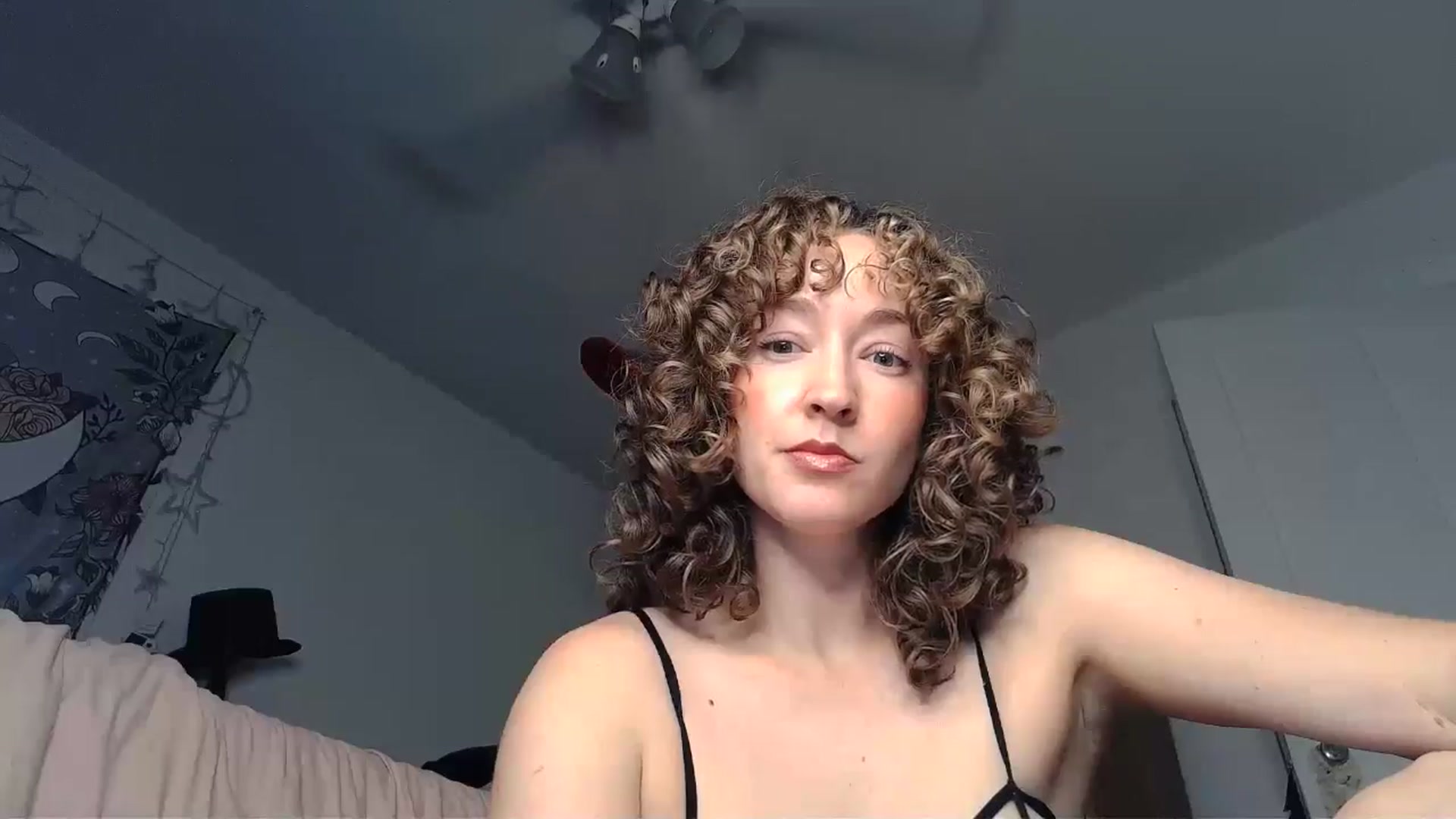 Gallery image thumbnail from TrollopTaylor's myfreecams stream on, 07/10/2024, 23:35 image 8 of 20