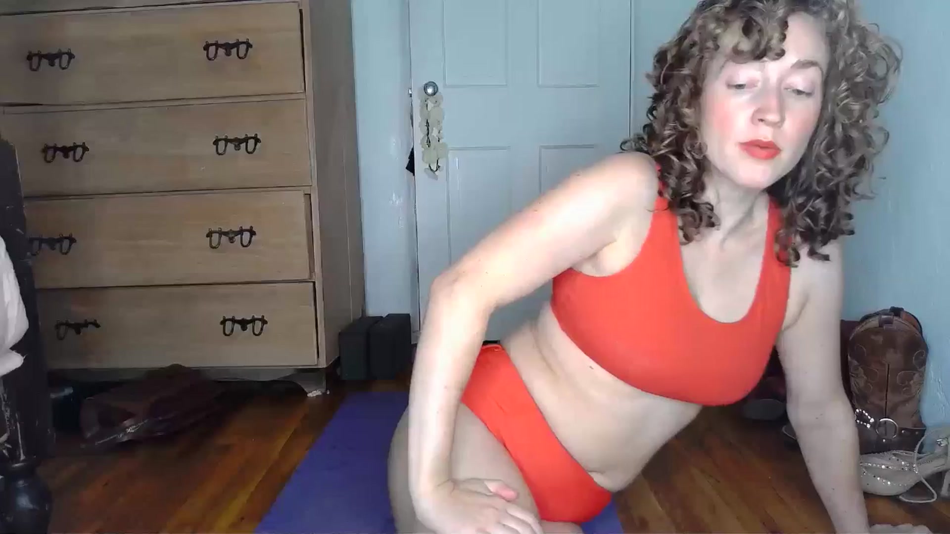 Gallery image thumbnail from TrollopTaylor's myfreecams stream on, 07/26/2024, 03:54 image 5 of 20