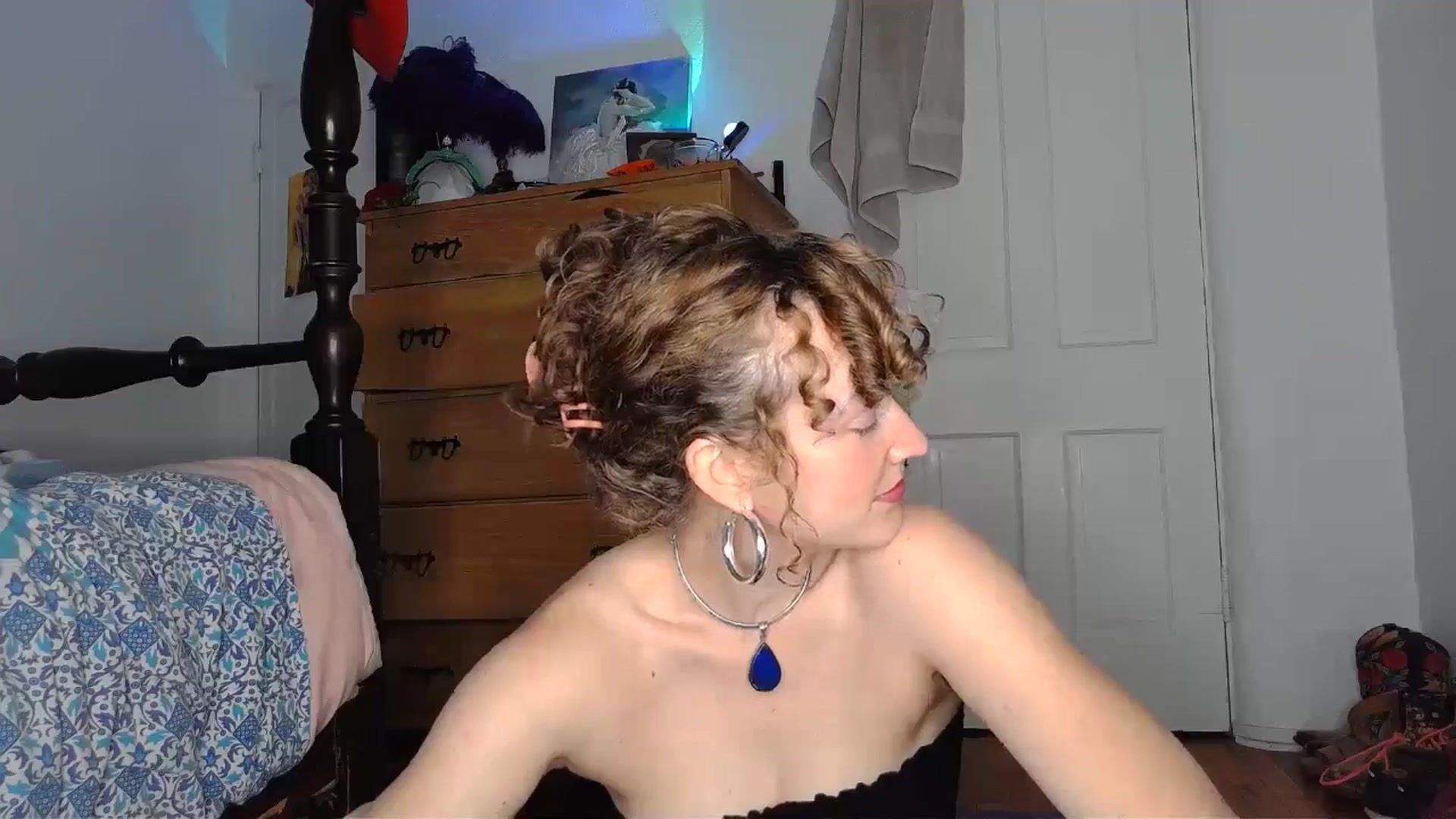 Gallery image thumbnail from TrollopTaylor's myfreecams stream on, 07/27/2024, 24:54 image 2 of 20