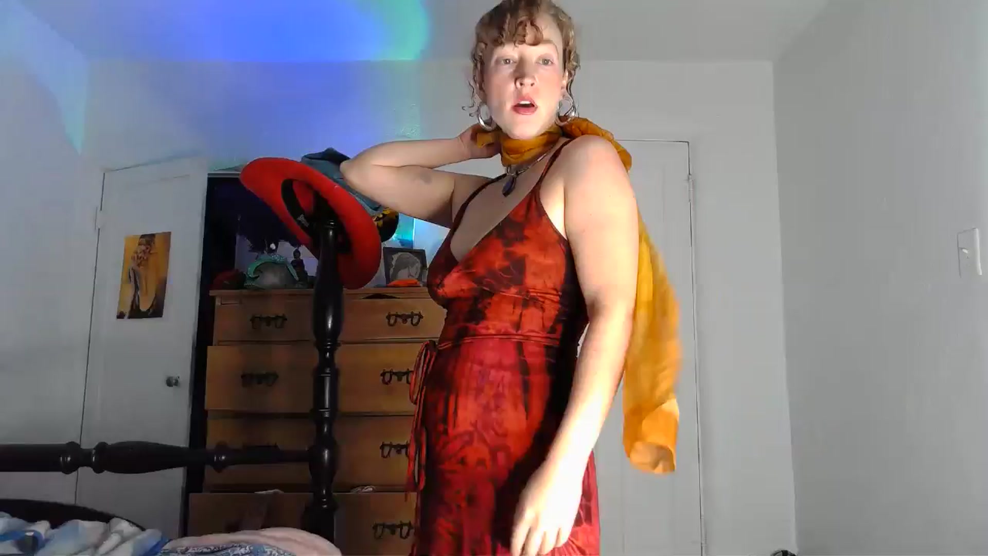 Gallery image thumbnail from TrollopTaylor's myfreecams stream on, 07/27/2024, 24:54 image 13 of 20