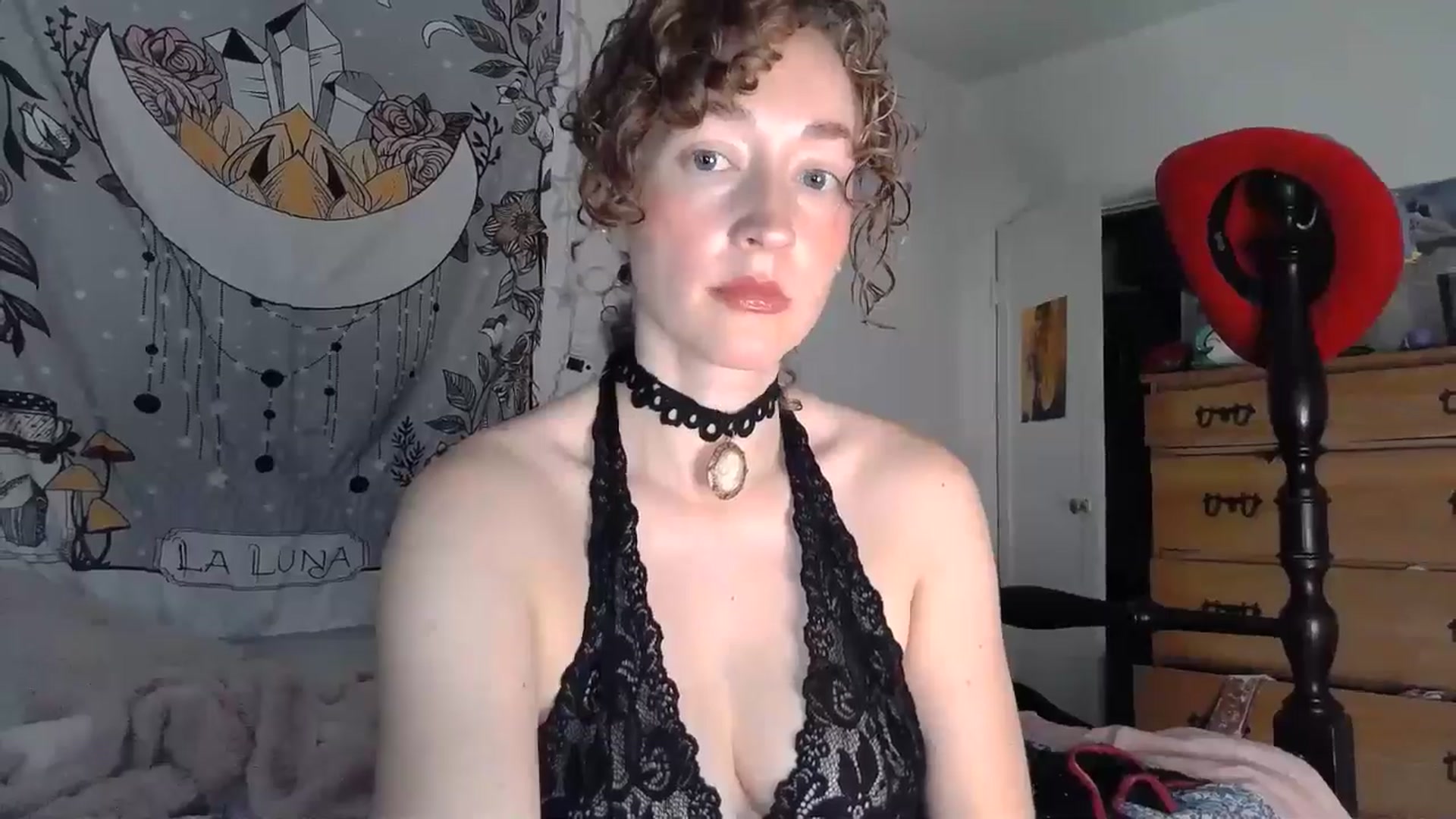 Gallery image thumbnail from TrollopTaylor's myfreecams stream on, 07/28/2024, 21:08 image 13 of 20