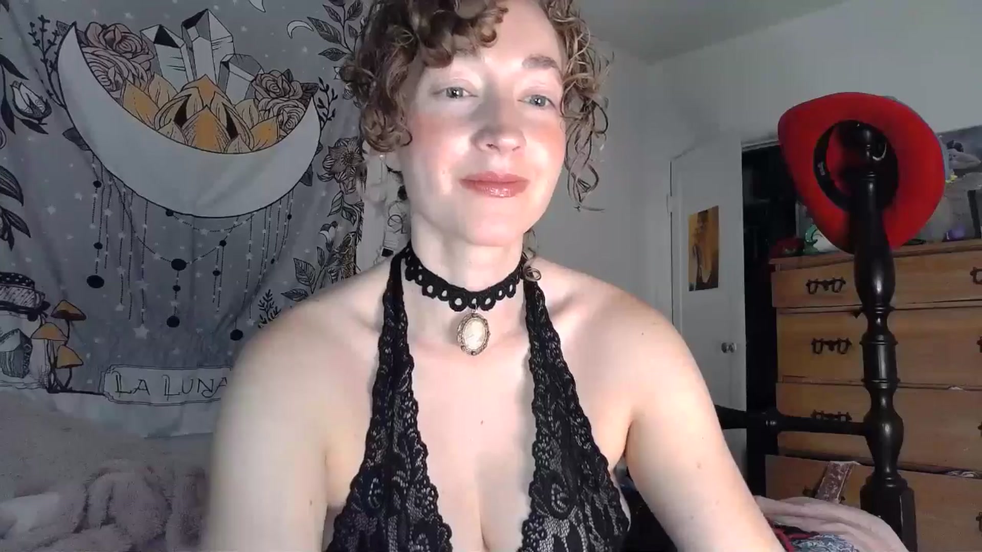 Gallery image thumbnail from TrollopTaylor's myfreecams stream on, 07/28/2024, 21:08 image 9 of 20