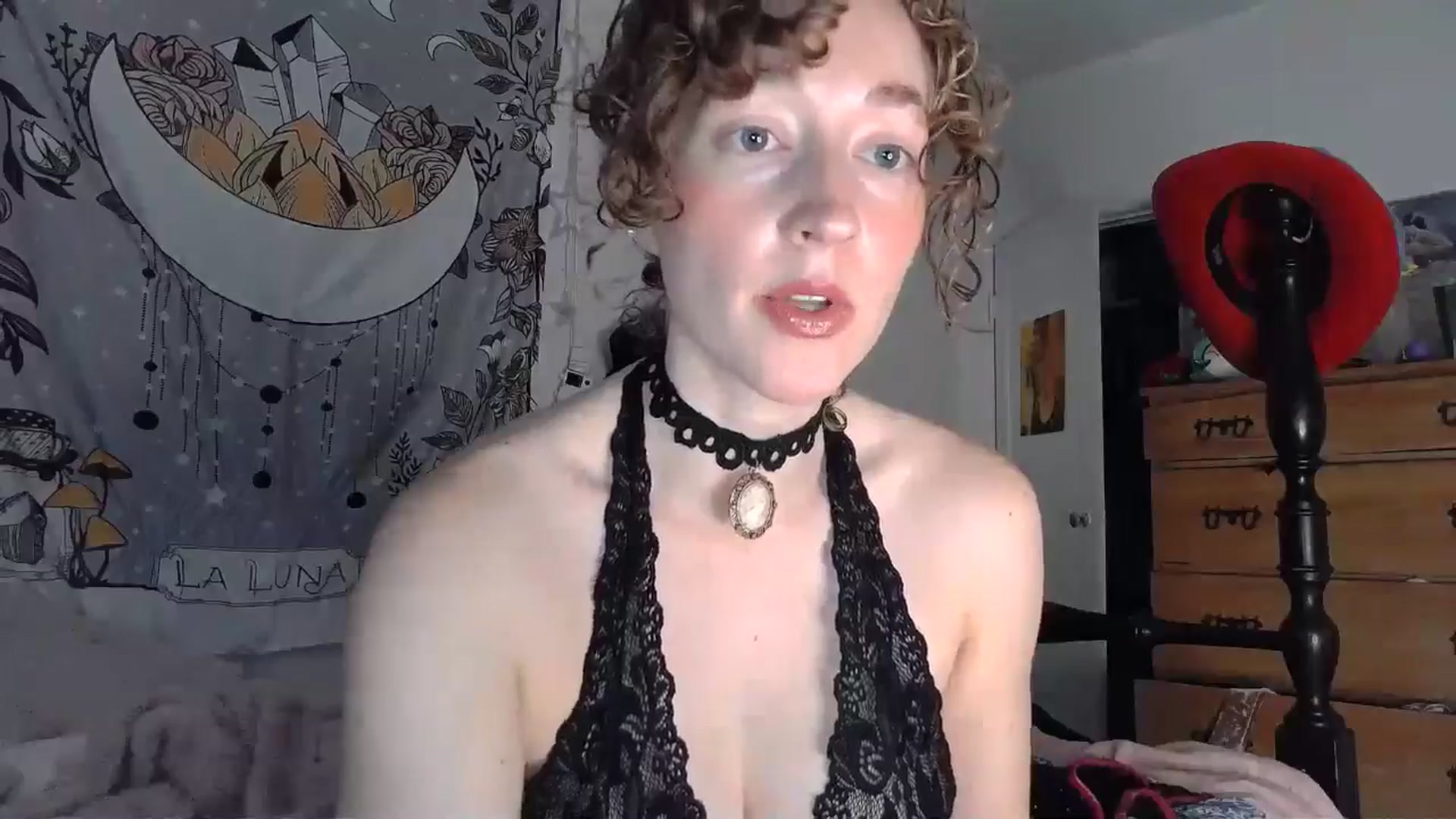 Gallery image thumbnail from TrollopTaylor's myfreecams stream on, 07/28/2024, 21:08 image 8 of 20