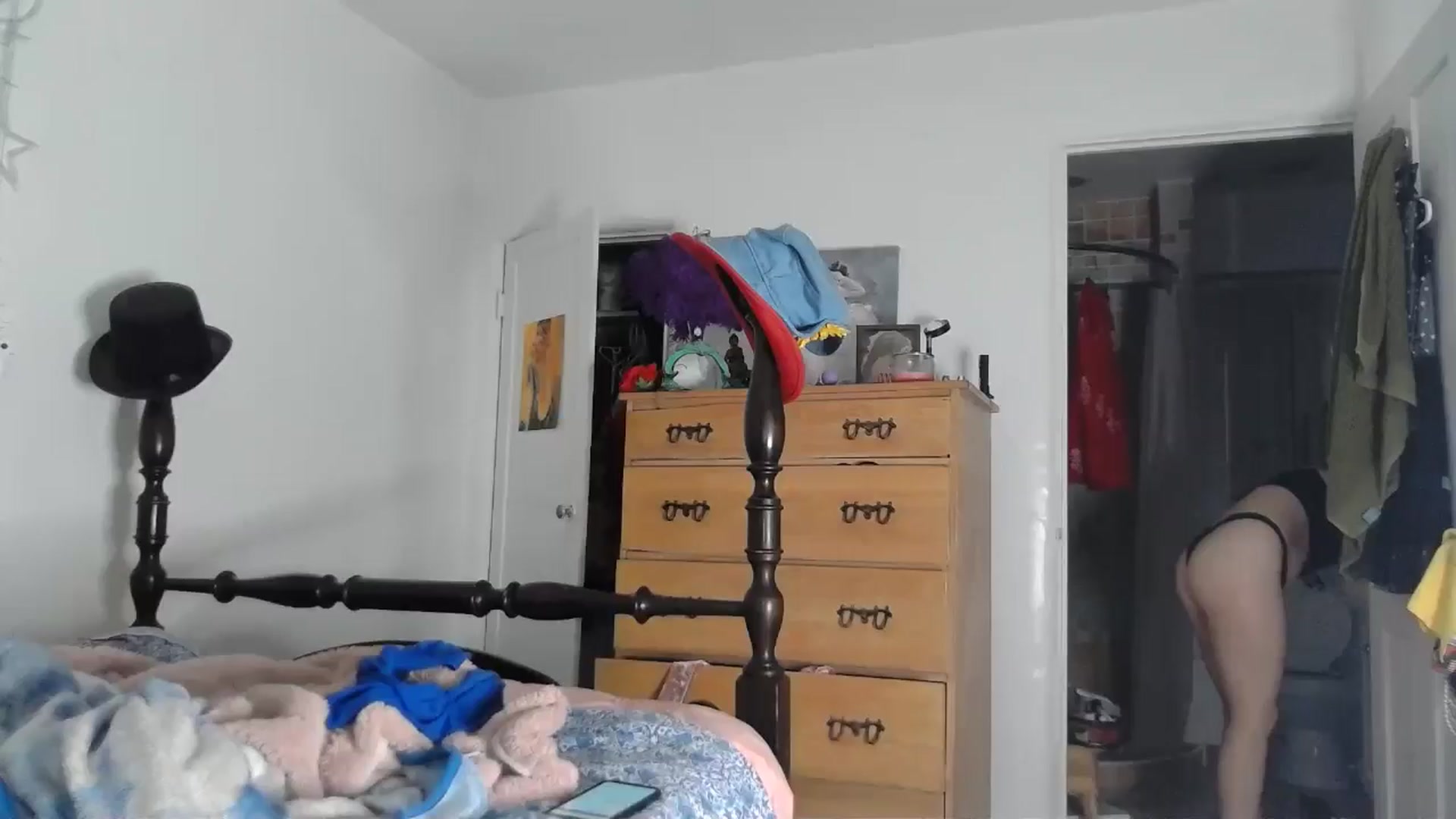 Gallery image thumbnail from TrollopTaylor's myfreecams stream on, 08/01/2024, 18:24 image 11 of 20