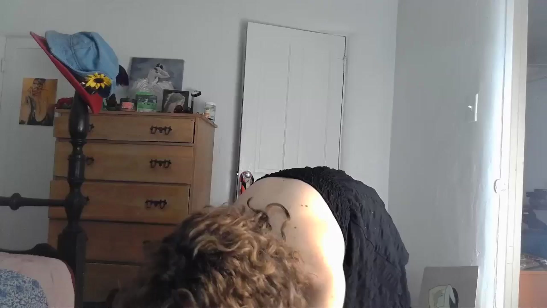 Gallery image thumbnail from TrollopTaylor's myfreecams stream on, 08/09/2024, 21:03 image 13 of 20