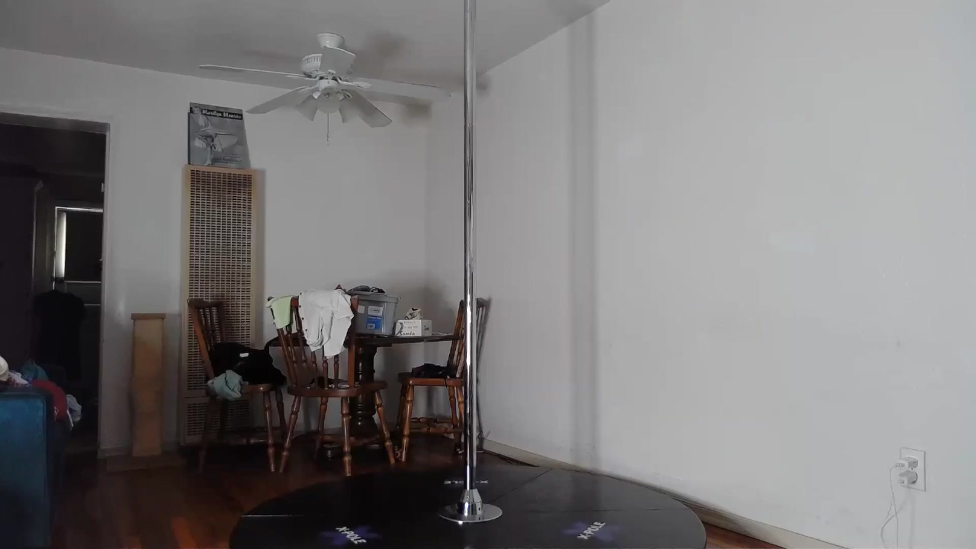 Gallery image thumbnail from TrollopTaylor's myfreecams stream on, 08/15/2024, 19:52 image 11 of 20