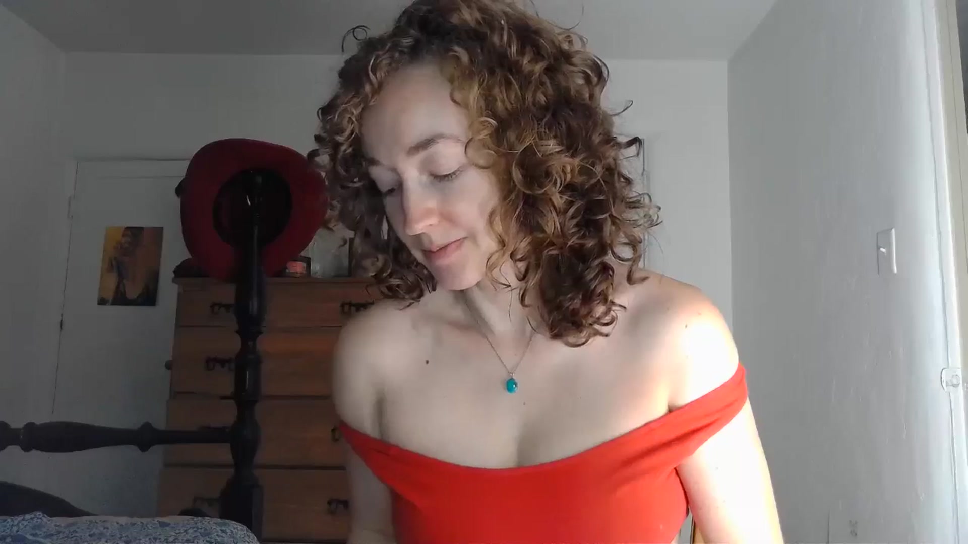 Gallery image thumbnail from TrollopTaylor's myfreecams stream on, 08/20/2024, 18:36 image 16 of 20