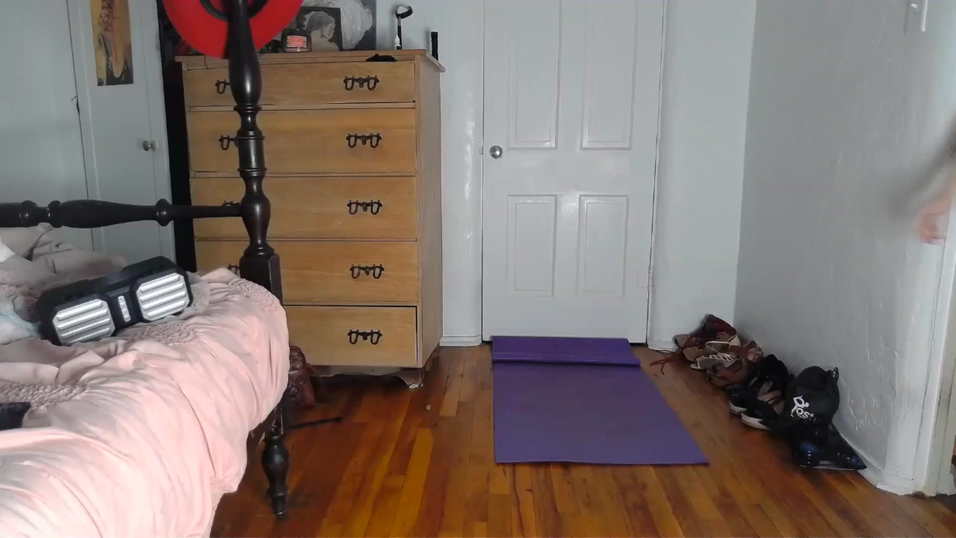 Gallery image thumbnail from TrollopTaylor's myfreecams stream on, 08/22/2024, 04:23 image 3 of 20