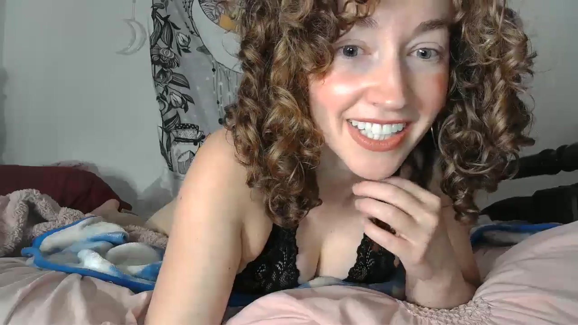 Gallery image thumbnail from TrollopTaylor's myfreecams stream on, 08/25/2024, 21:04 image 4 of 20