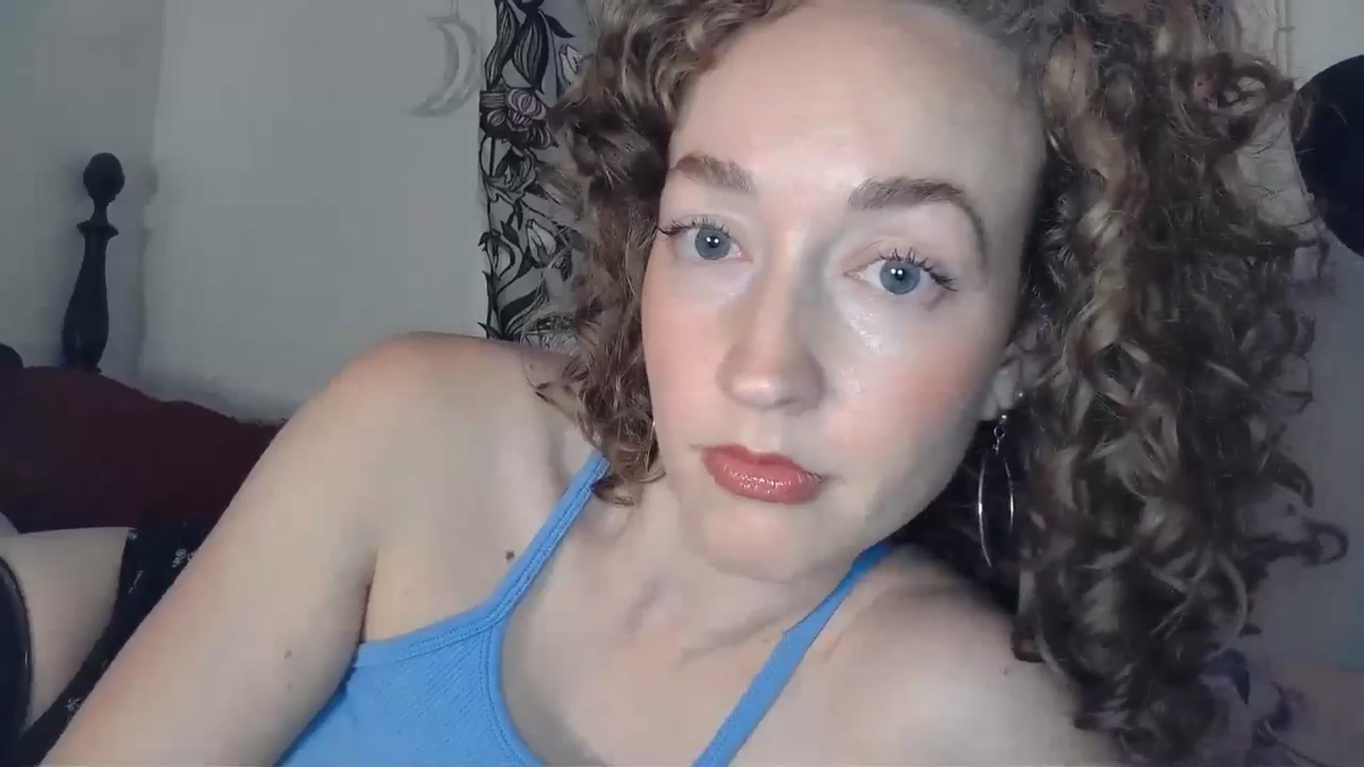 Gallery image thumbnail from TrollopTaylor's myfreecams stream on, 08/28/2024, 23:13 image 16 of 20
